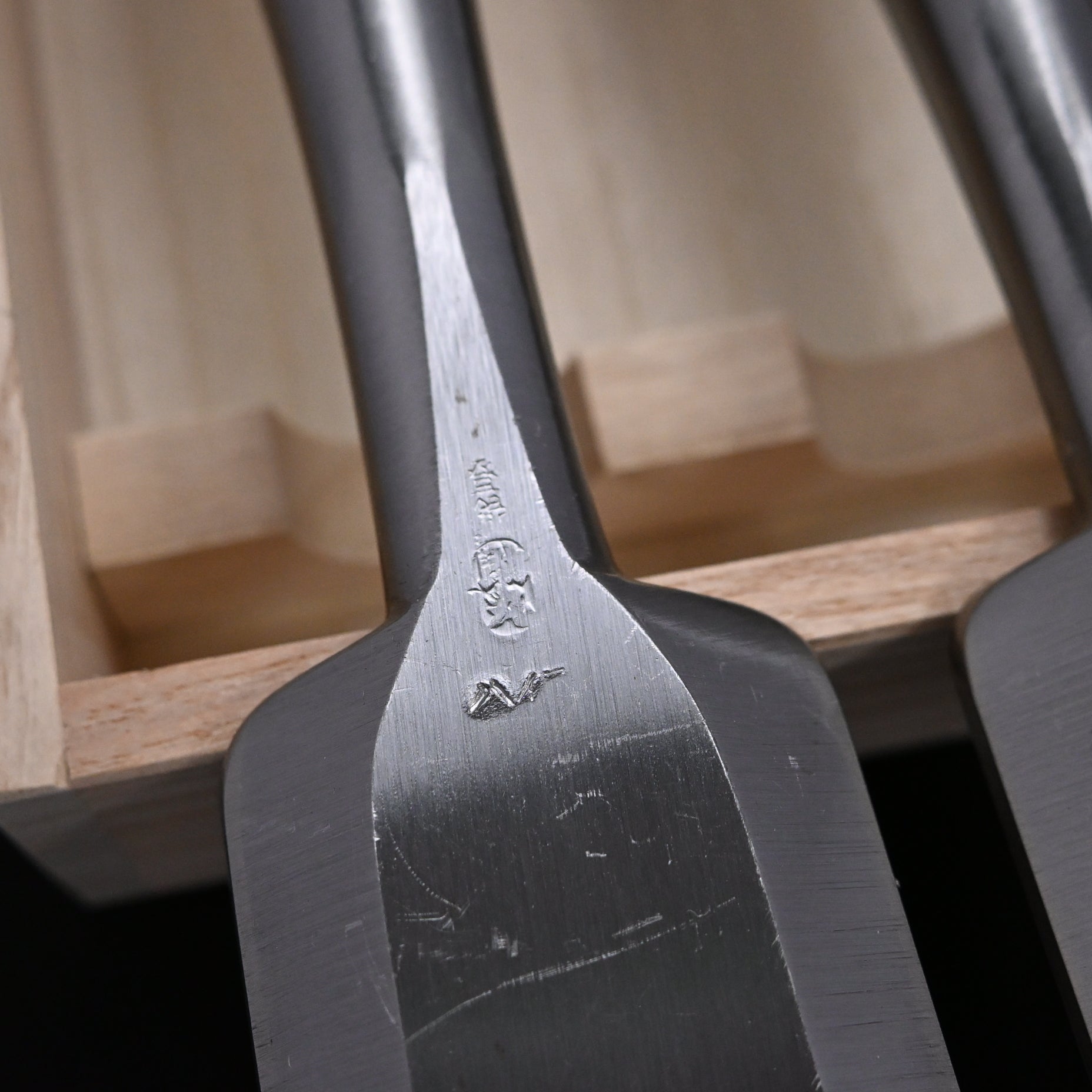 Sukemaru 4th High-Speed Steel Timber chisels set by Usui Yoshio 　四代助丸 碓氷淑郎 叩き組鑿 三つ裏  6本組 tatakinomi