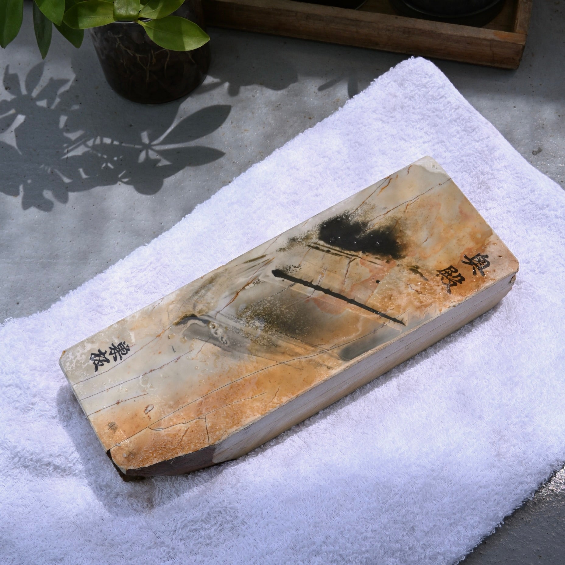 #T29 Okudo Suita Japanese Natural Finishing Stones      奥殿 巣板 天然仕上げ砥石