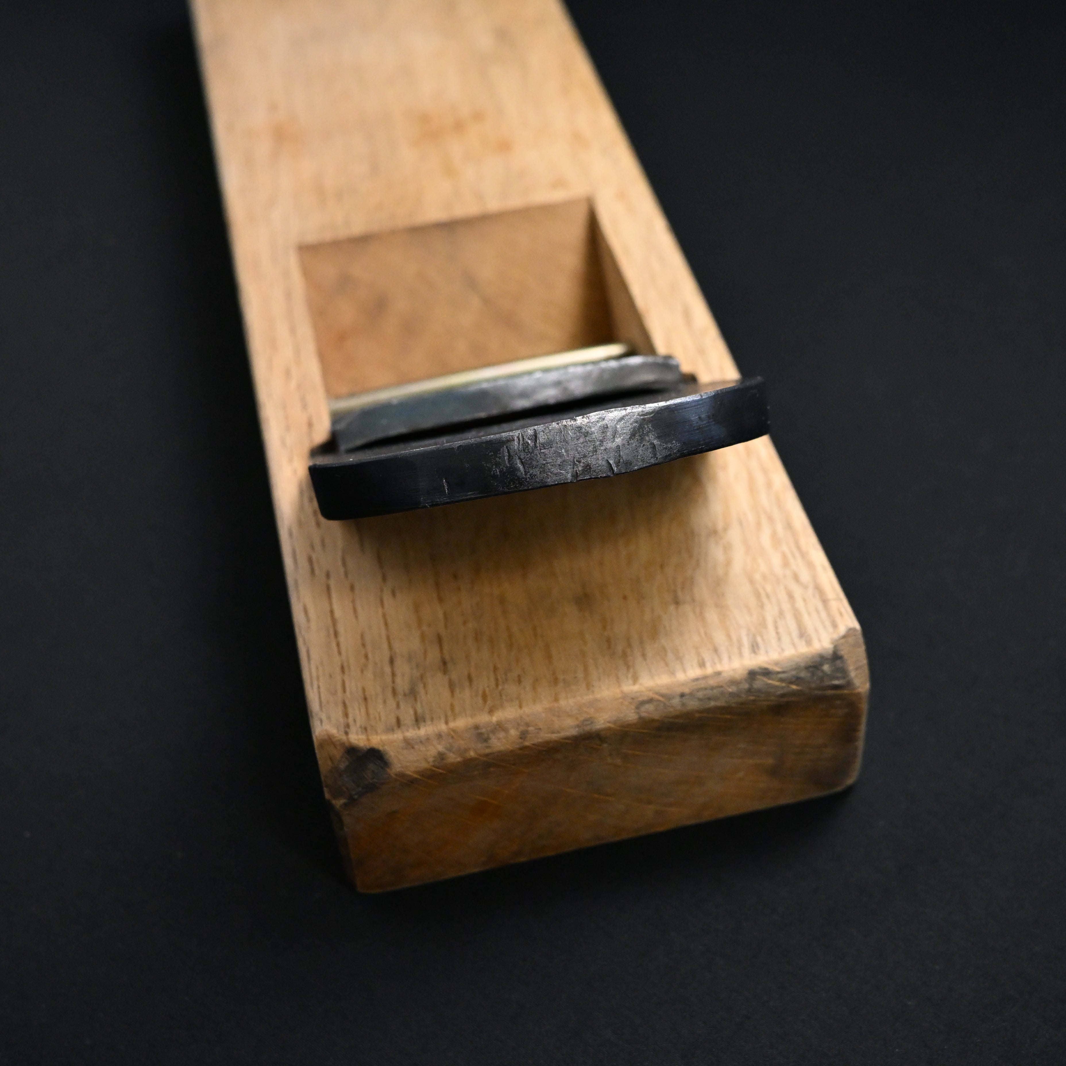 Used Hatsuhiro Smoothing Plane (Kanna) △  triangular stamp  中古 掘出し物 初弘 △ 仕上鉋  70mm