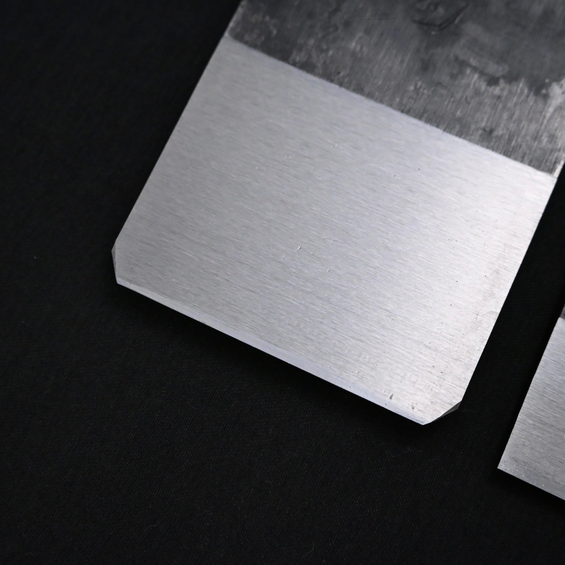 Maboroshi Tsunesaburo Smoothing Plane (Kanna)  常三郎作 幻 仕上げ鉋 赤樫台 48mm