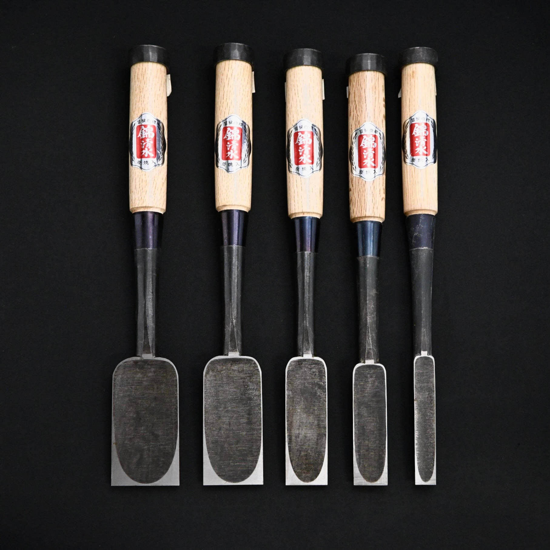 掘出し物  錦清水 叩き鑿バラ 白樫柄     Rare Stock Nishiki Kiyomi Timber Chisels Each size