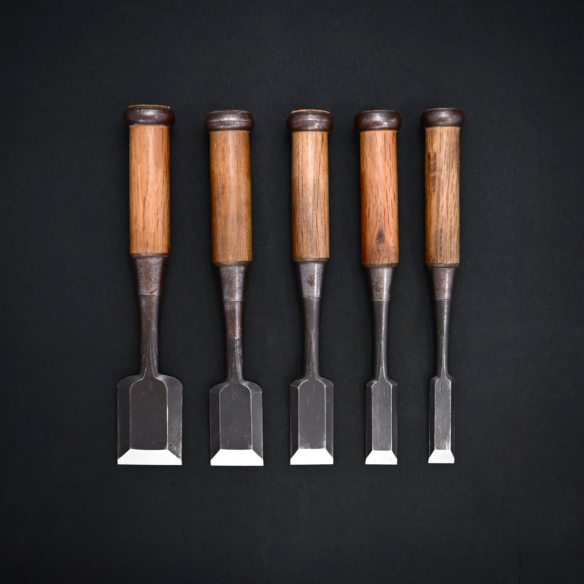 Used Mitsuki Bench chisels set by Yamazaki Nobutsugu  中古品 光月 山崎信次作 追入5本組鑿