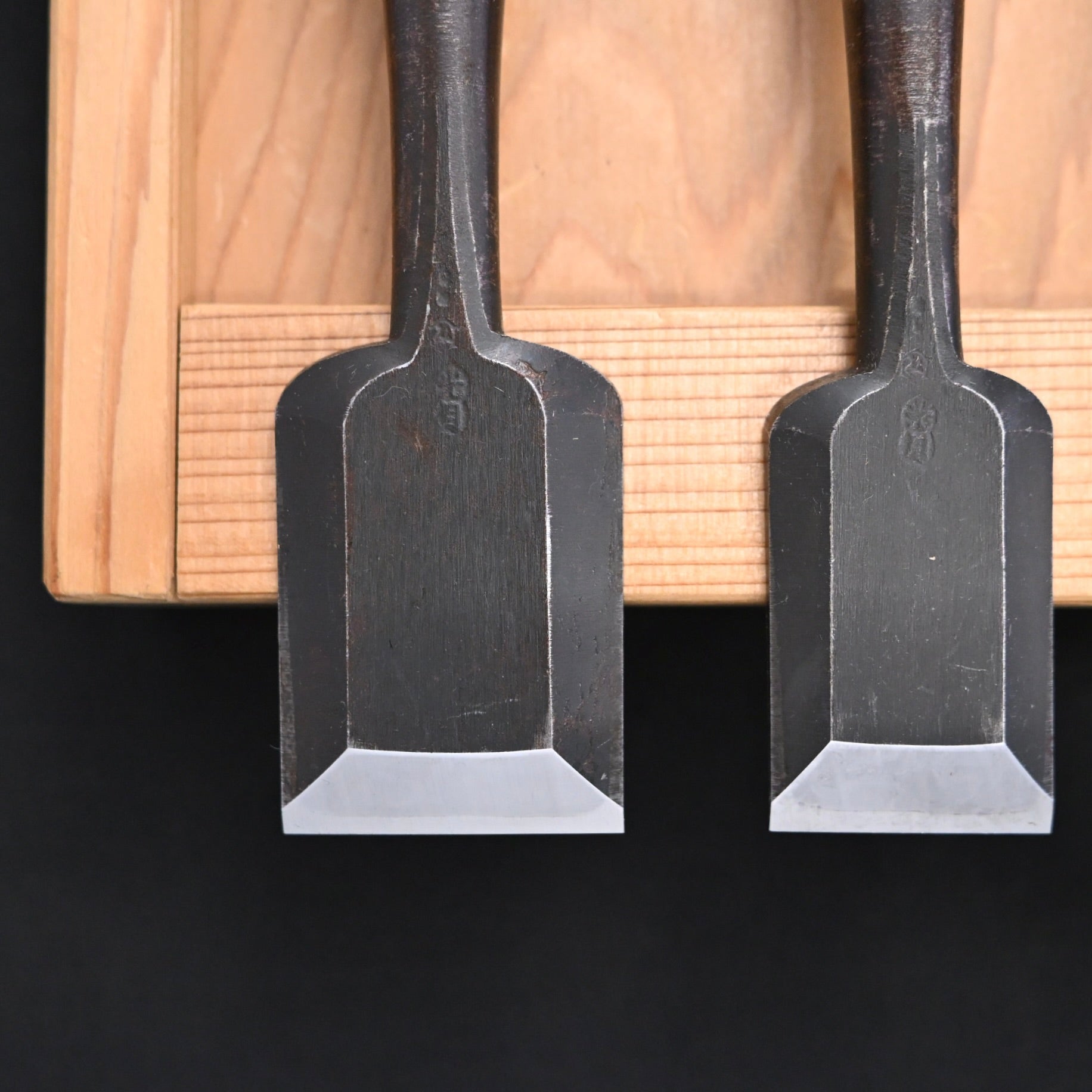 Used Mitsuki Bench chisels set by Yamazaki Nobutsugu  中古品 光月 山崎信次作 追入5本組鑿