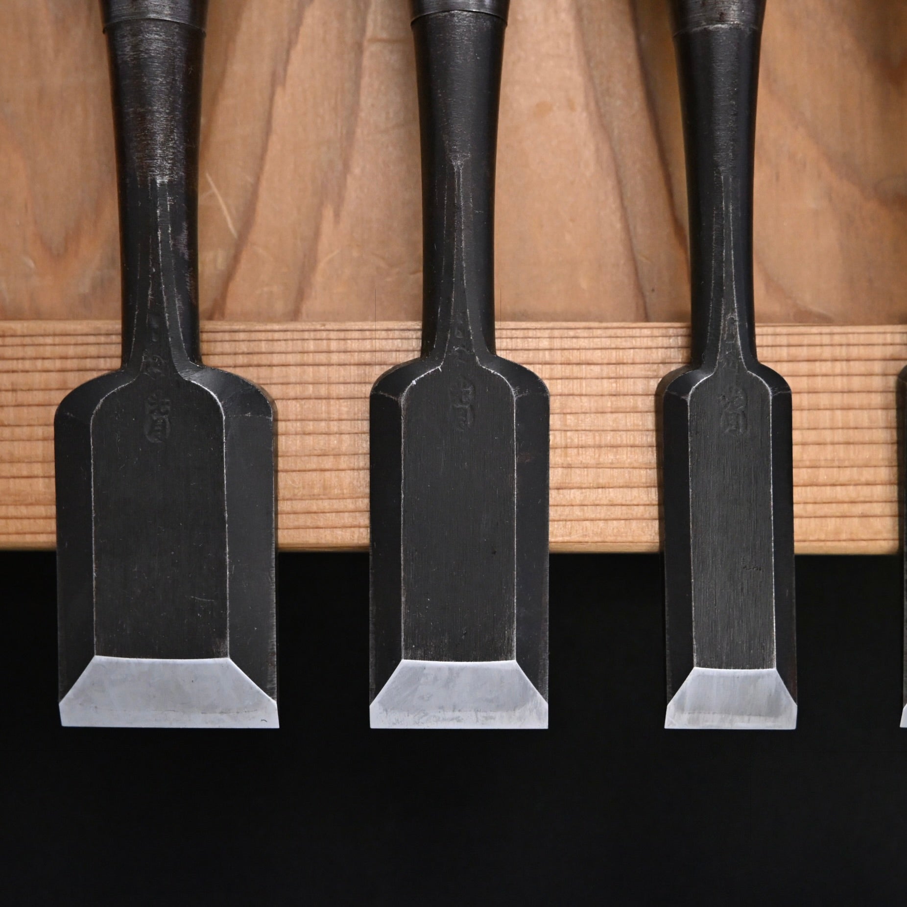 Used Mitsuki Bench chisels set by Yamazaki Nobutsugu  中古品 光月 山崎信次作 追入5本組鑿