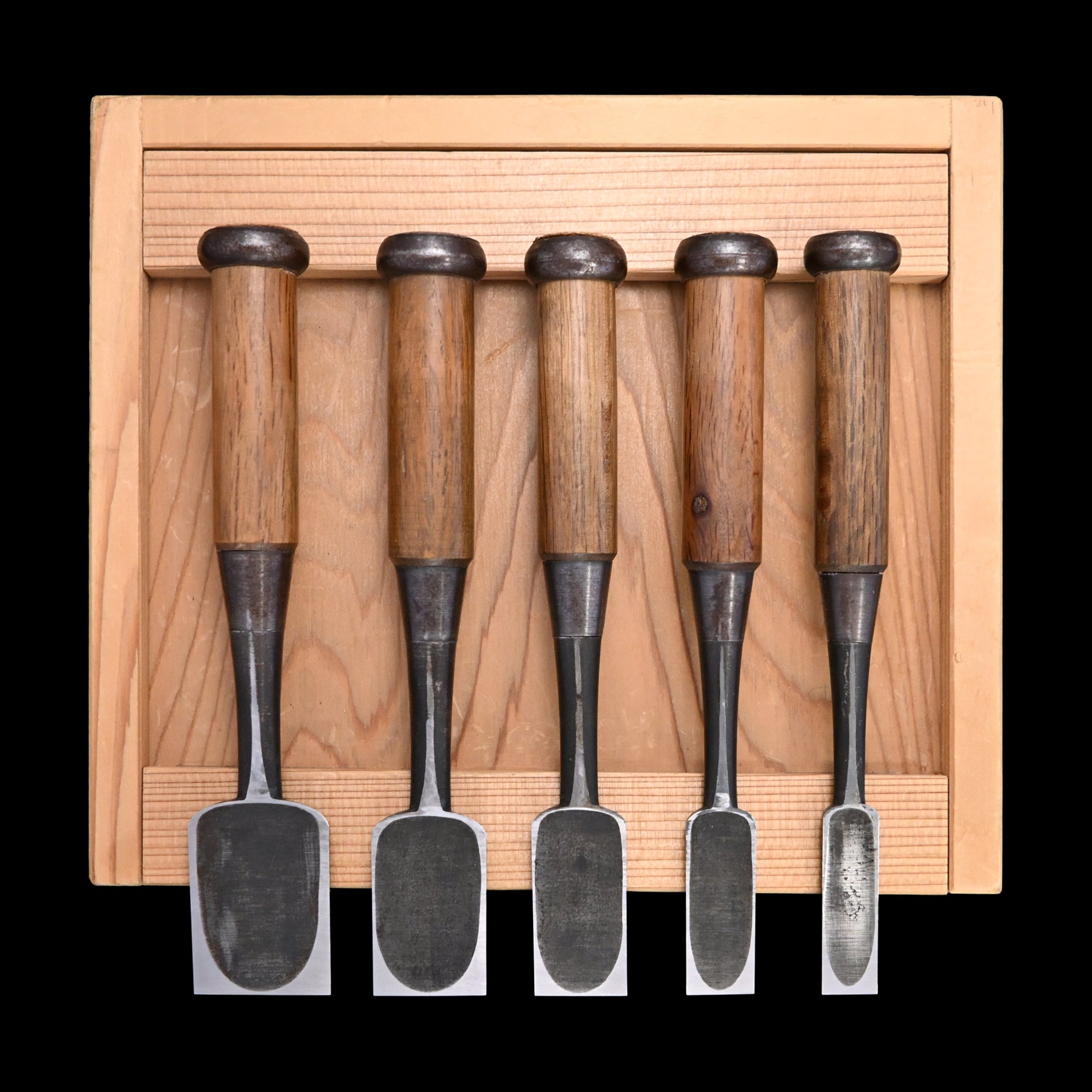 Used Mitsuki Bench chisels set by Yamazaki Nobutsugu  中古品 光月 山崎信次作 追入5本組鑿