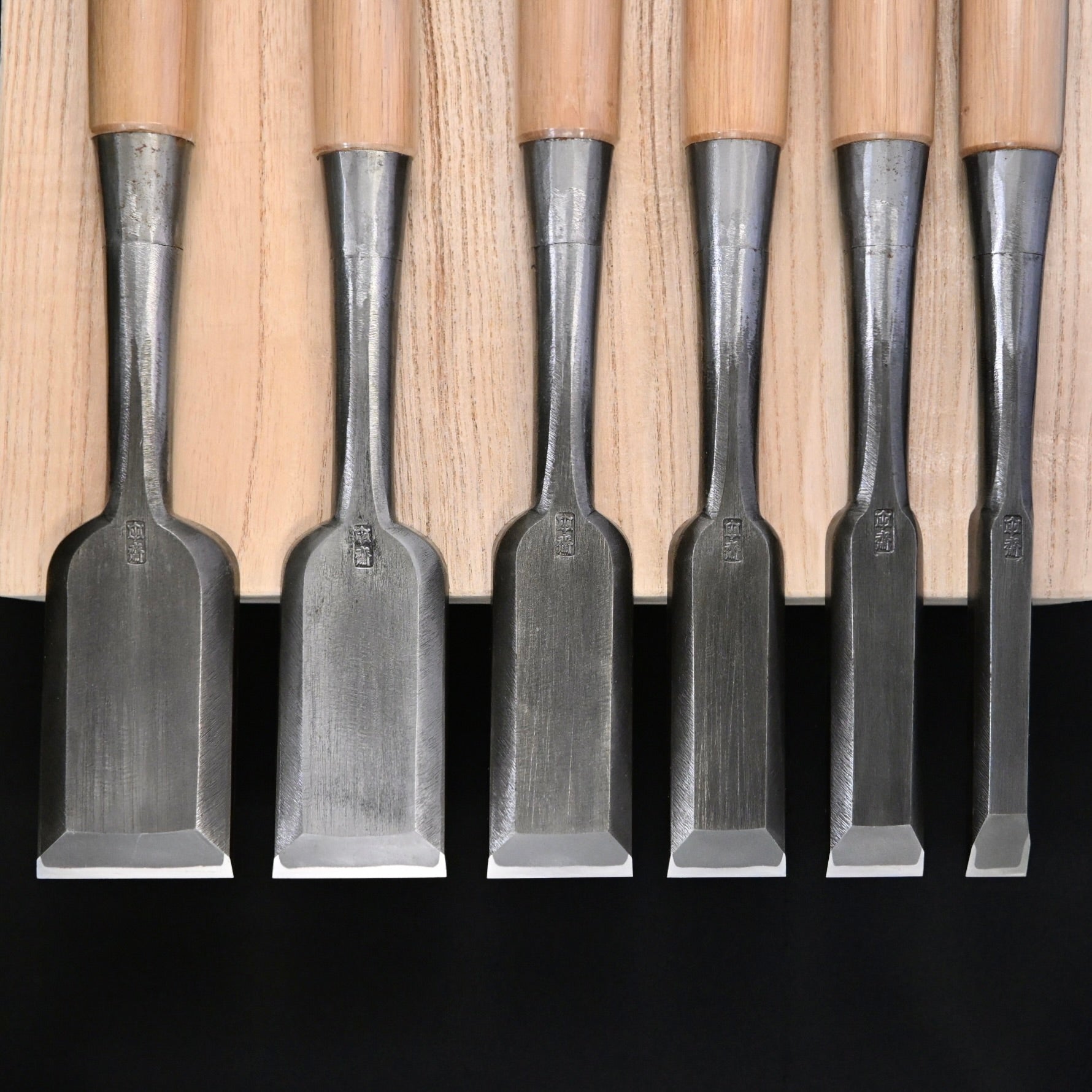 Tasai Timber chisels 6-Piece set Special Blue Steel   田斎  磨き叩組鑿 6本組