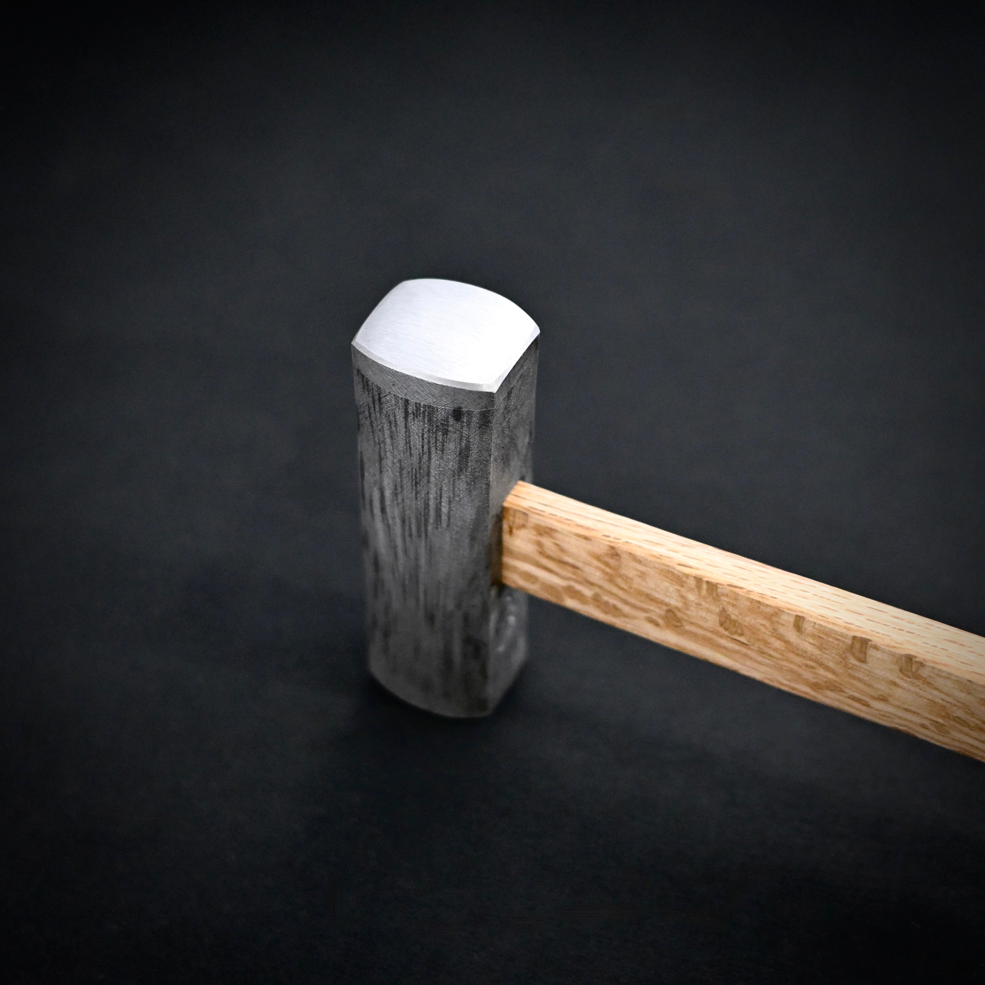 Sozen Square Hammers Damascus finish with Oak Handle 素全 四角玄翁 ダマスカス鋼 白樫柄入