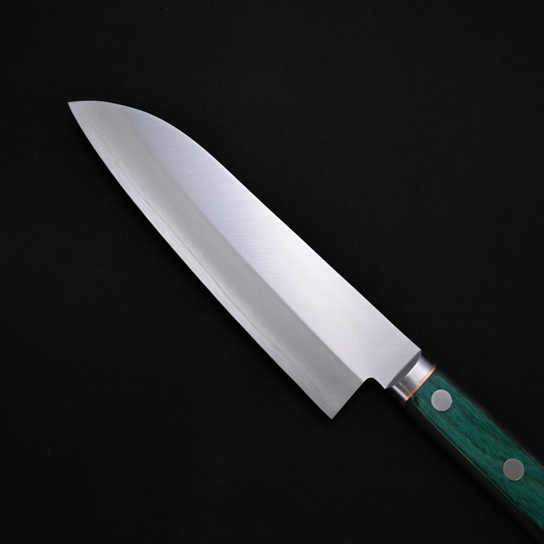Kanemoto Santoku kitchen knife Green Handle  兼元 三徳包丁 DPゴールド 170mm 緑合板柄