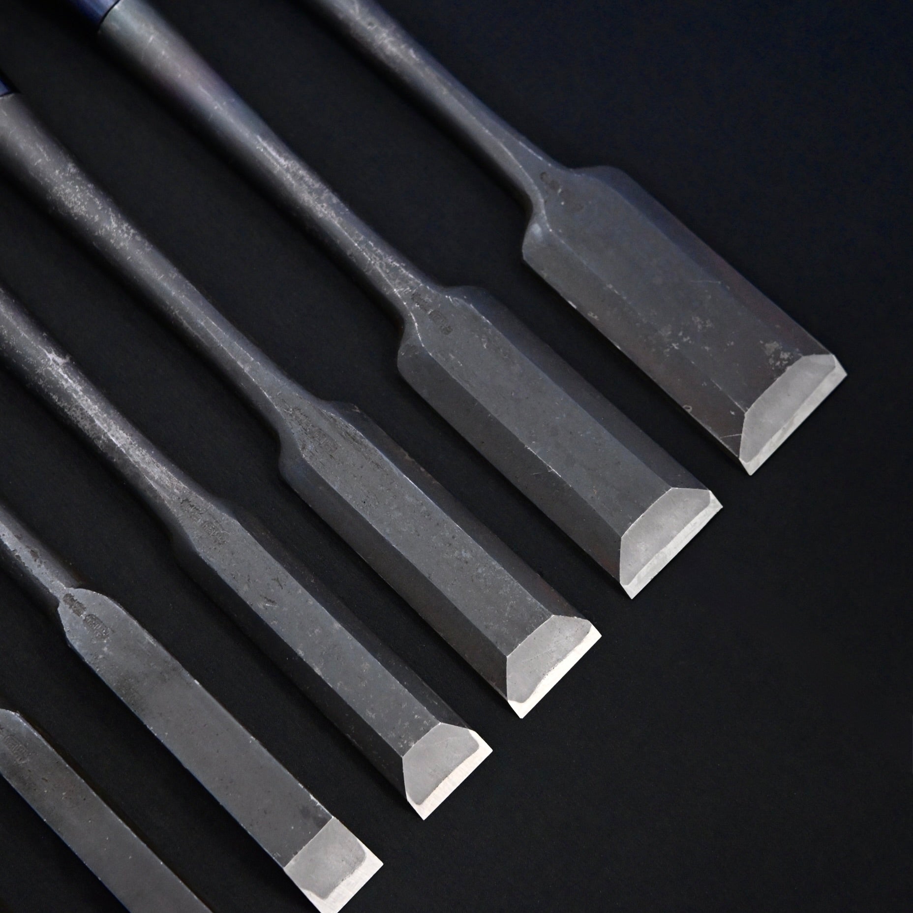 国明 首長穴屋鑿(入母屋) 7寸丈    Kuniaki Long type Slick Chisels