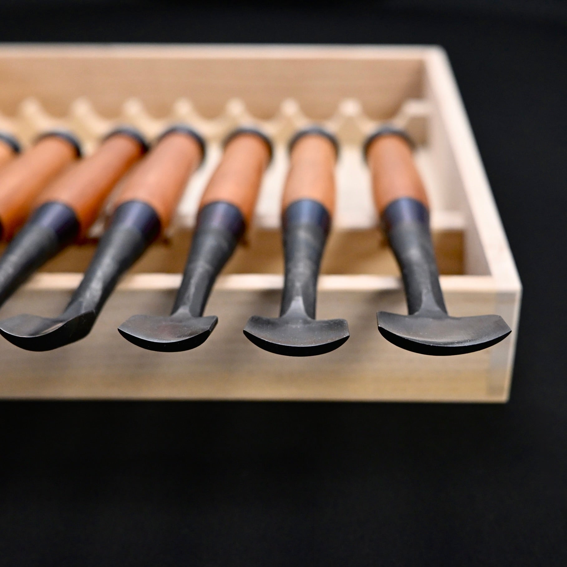Hashi Spoon chisels set Carving chisels with white steel  橋 清玄作 丸曲組鑿  八本組