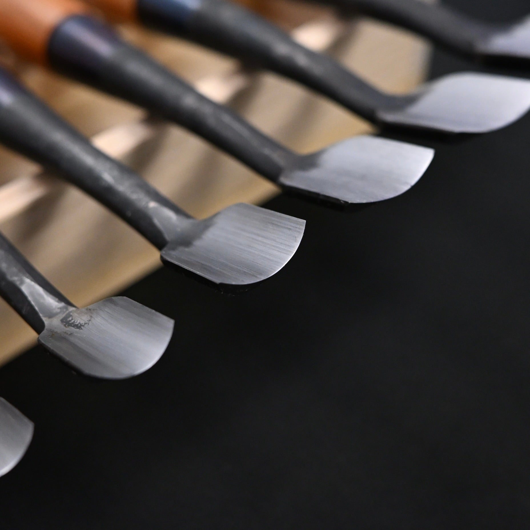 Hashi Spoon chisels set Carving chisels with white steel  橋 清玄作 丸曲組鑿  八本組
