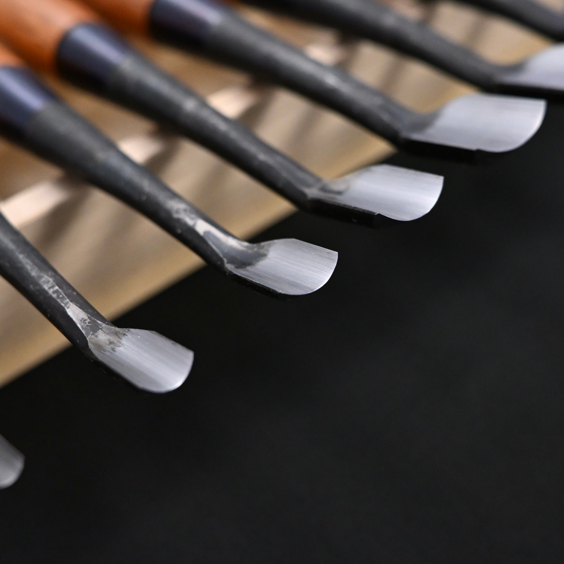Hashi Spoon chisels set Carving chisels with white steel  橋 清玄作 丸曲組鑿  八本組