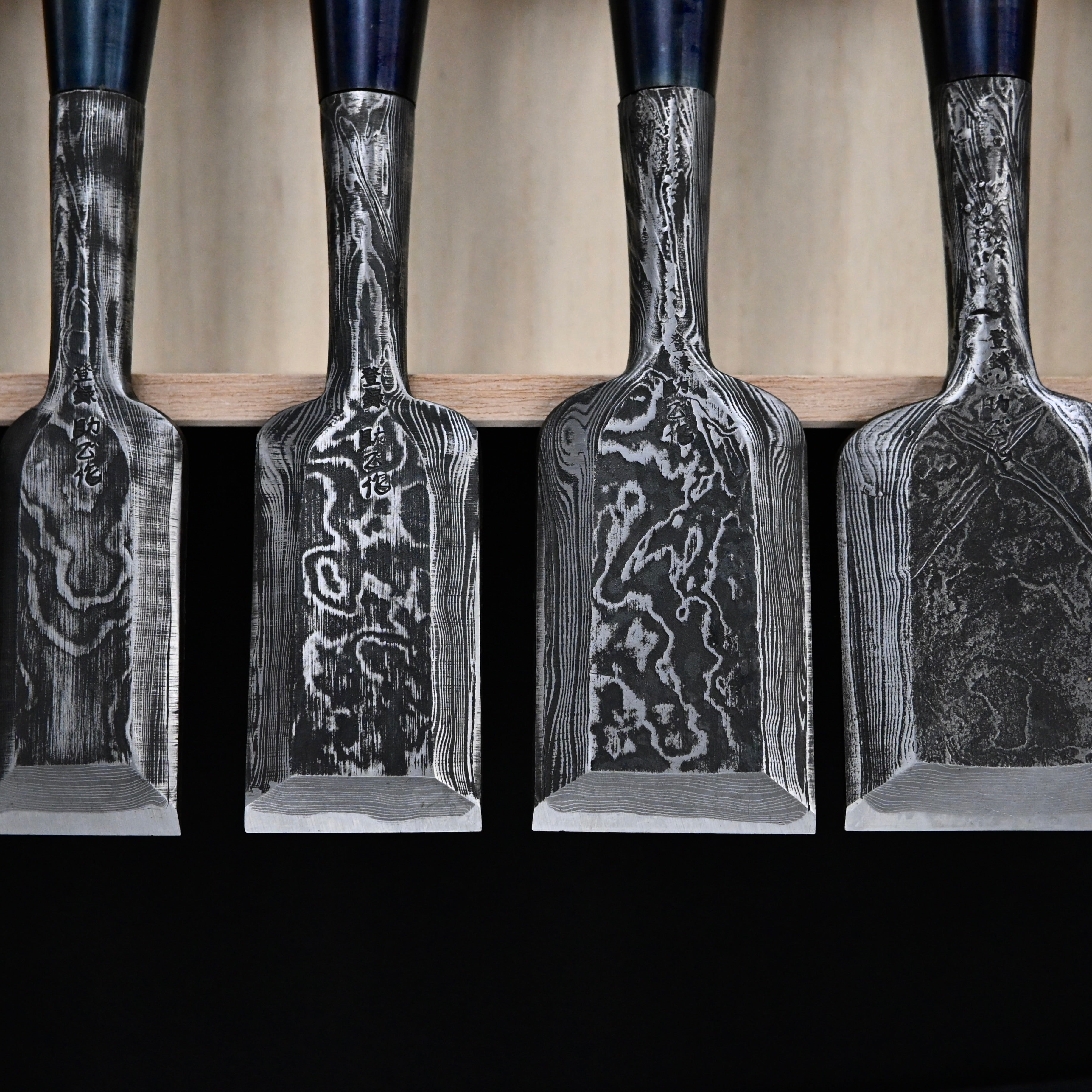 助正 墨流し 追入15本組鑿   Oirenomi   Sukemasa  Suminagashi Bench chisels set