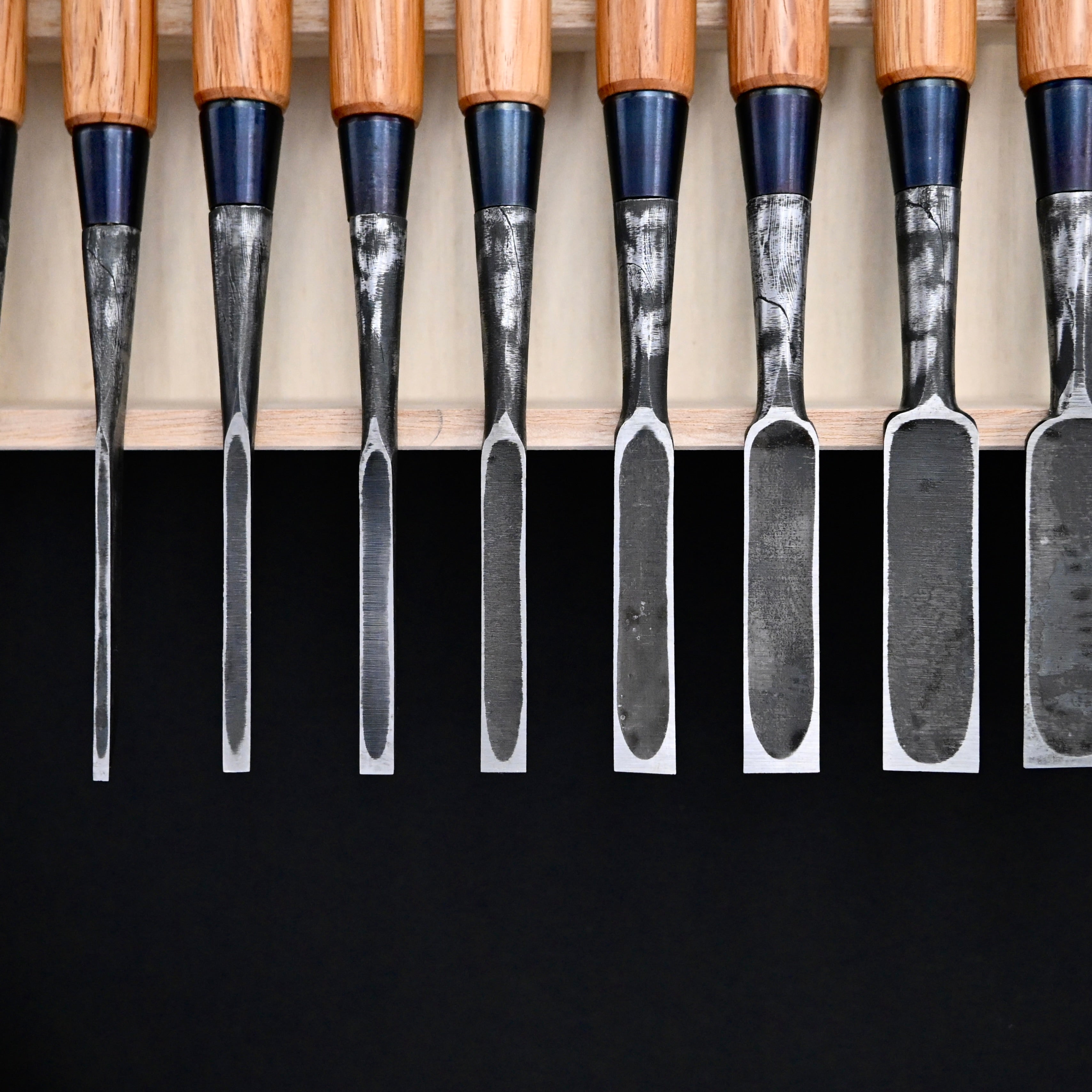 助正 墨流し 追入15本組鑿   Oirenomi   Sukemasa  Suminagashi Bench chisels set