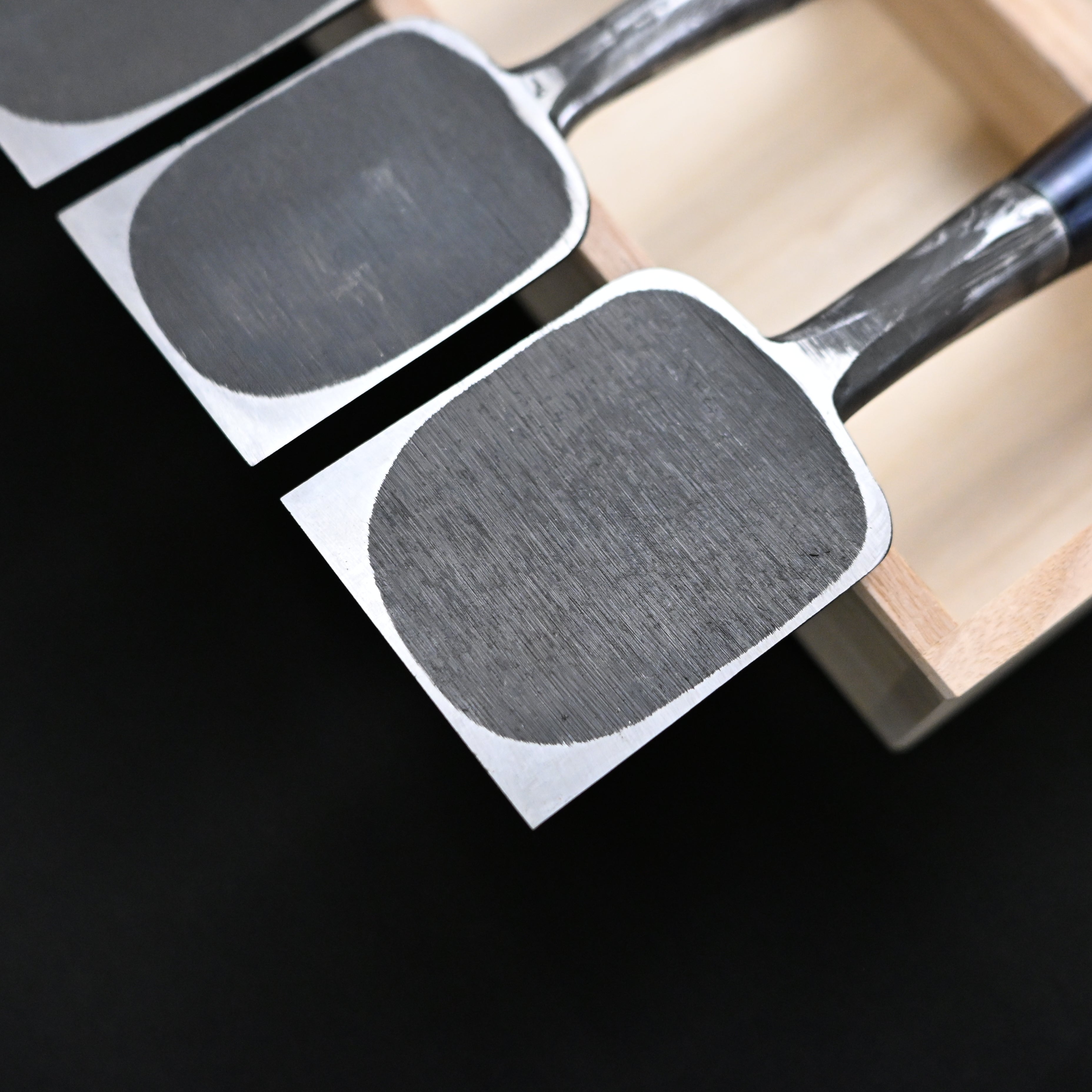助正 墨流し 追入15本組鑿   Oirenomi   Sukemasa  Suminagashi Bench chisels set
