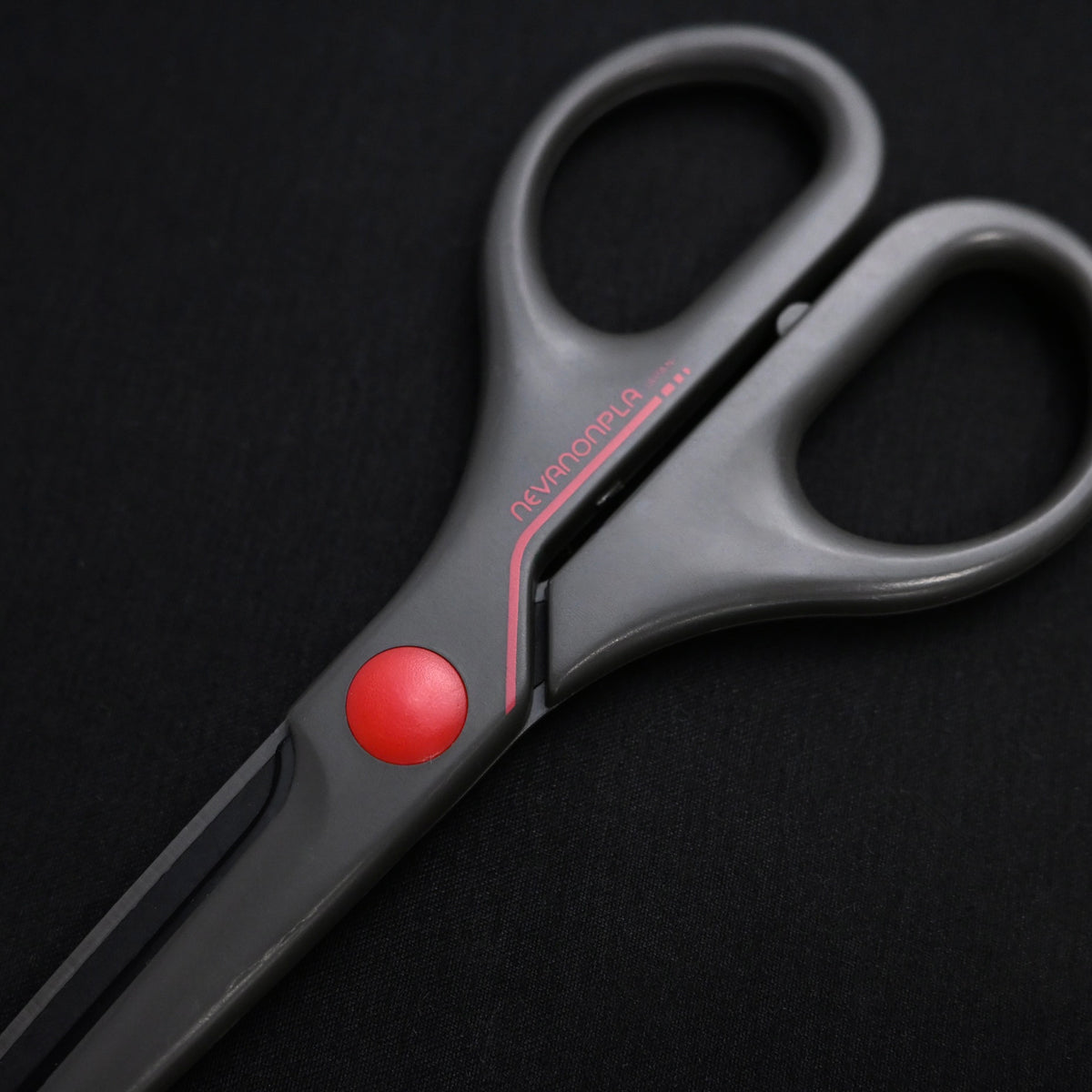 シルキー　ネバノンプラ　 Silky Nevanon Pla Scissors PPS-140 – Compact, 140mm