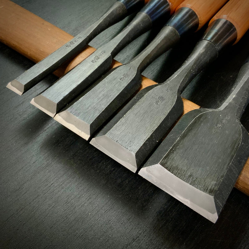 Sukekura Bench chisels set with White steel  5pc  /    助倉 追入組鑿 5本組  白紙鋼 Oirenomi