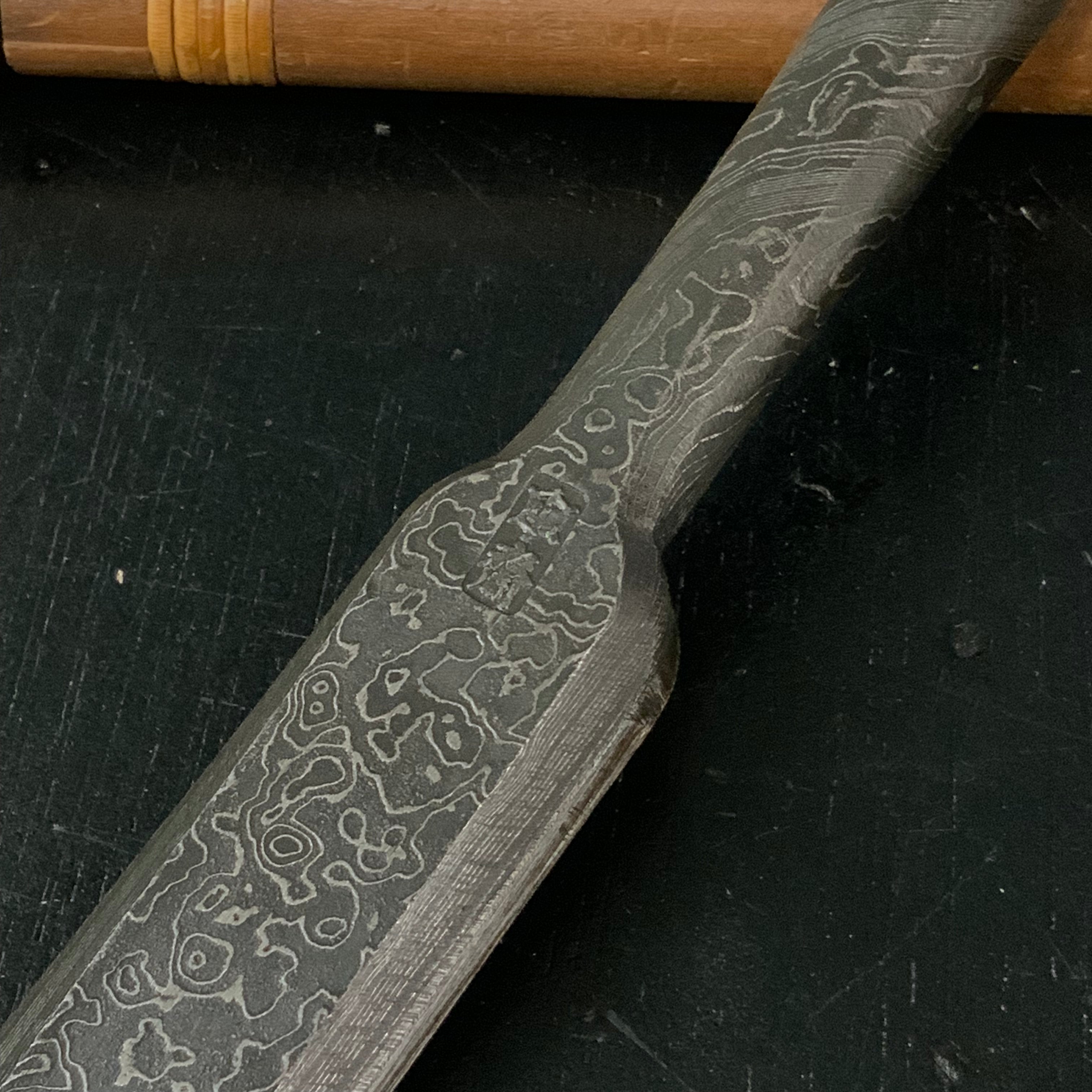 Tasai Mokume Special Medium Timber chisels with Cassia siamea handle   田斎作 木目 中叩き鑿 鉄刀木柄 24mm Chutatakinomi