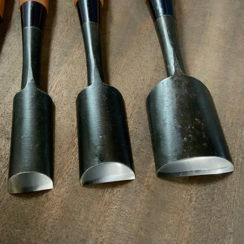 Uchi maru chisels 5-piece set with white steel 掘出し物 内丸組鑿 5本組