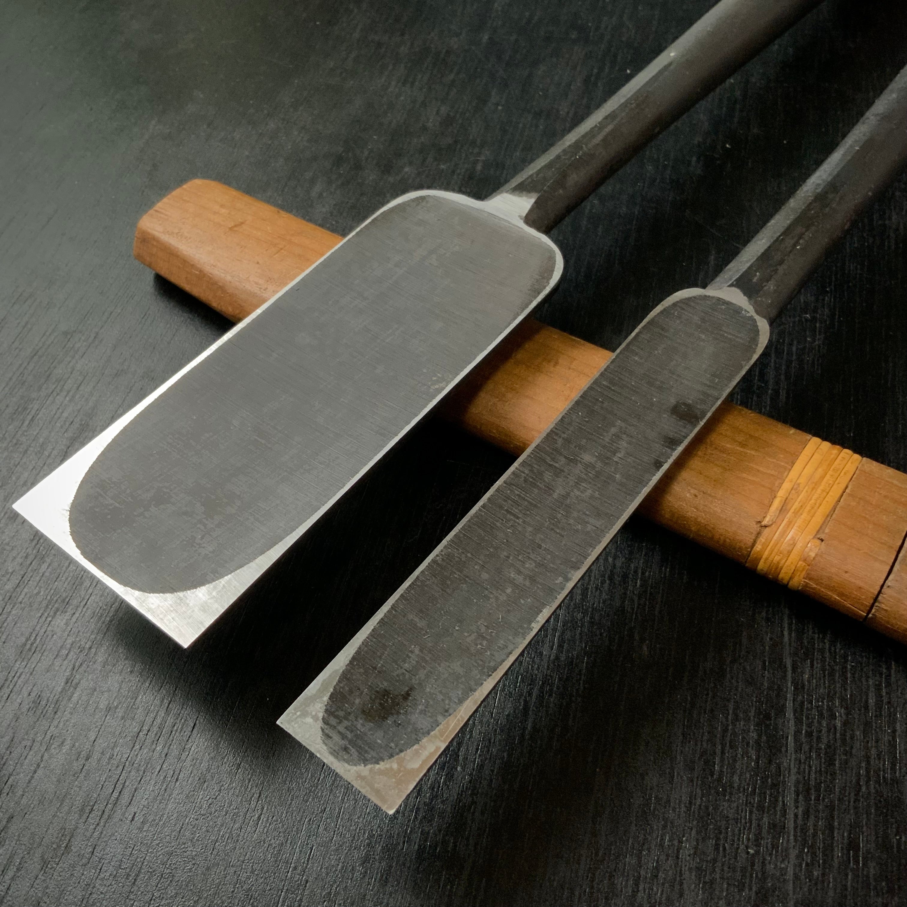 Sukemaru Slick Chisels set (Ootsuki-nomi, Hontsuki-Nomi)  with white steel 助丸 本突き組鑿  24mm / 48mm