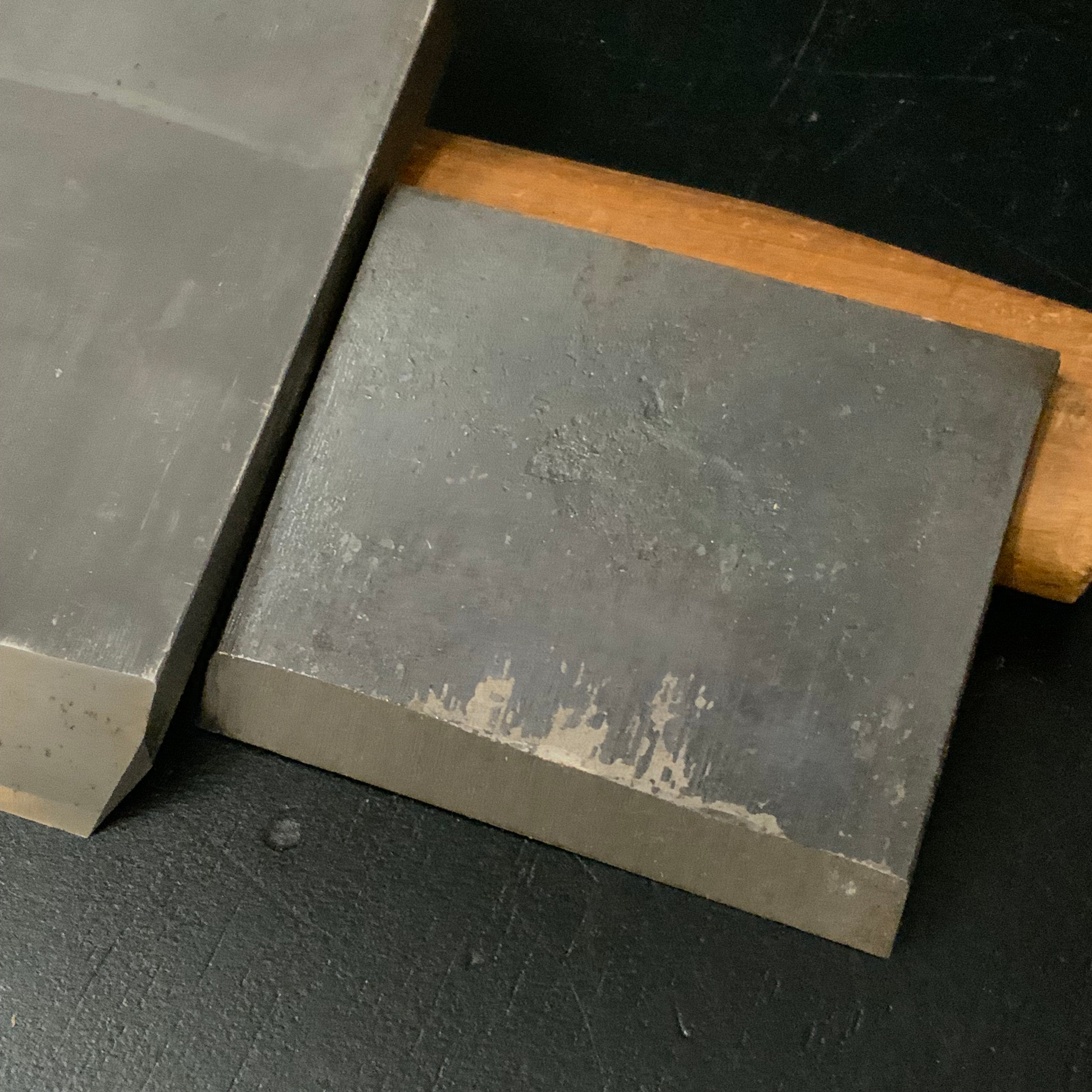 Old stock Sadatoku Smoothing Plane(Kanna) by unknown 掘出し物  貞徳 作者不明 仕上げ鉋 75mm