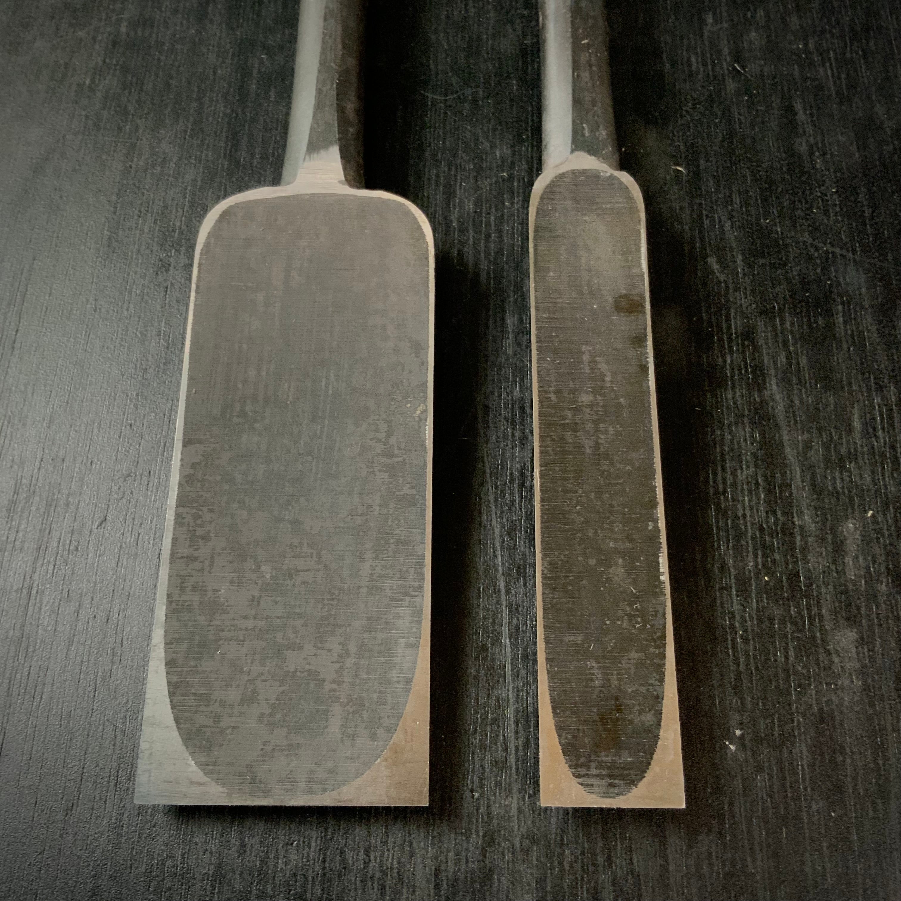 Sukemaru Slick Chisels set (Ootsuki-nomi, Hontsuki-Nomi)  with white steel 助丸 本突き組鑿  24mm / 48mm