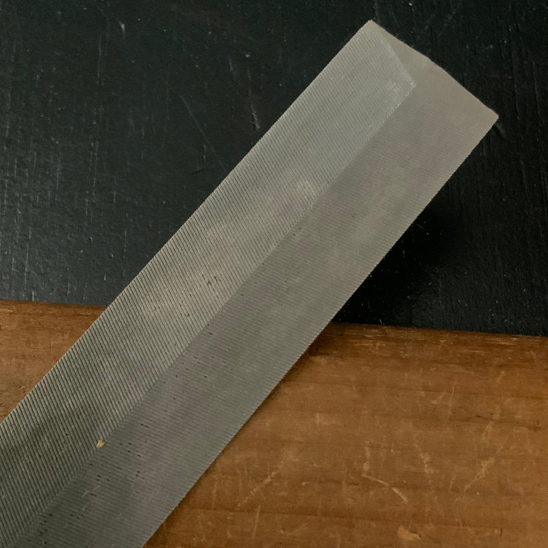 Old Stock TSUBOTAMA 100mm Single edged file for Handsaw sharpening (Surikomi-Yasuri) 掘出し物 壺玉  片刃 すり込みヤスリ 100mm