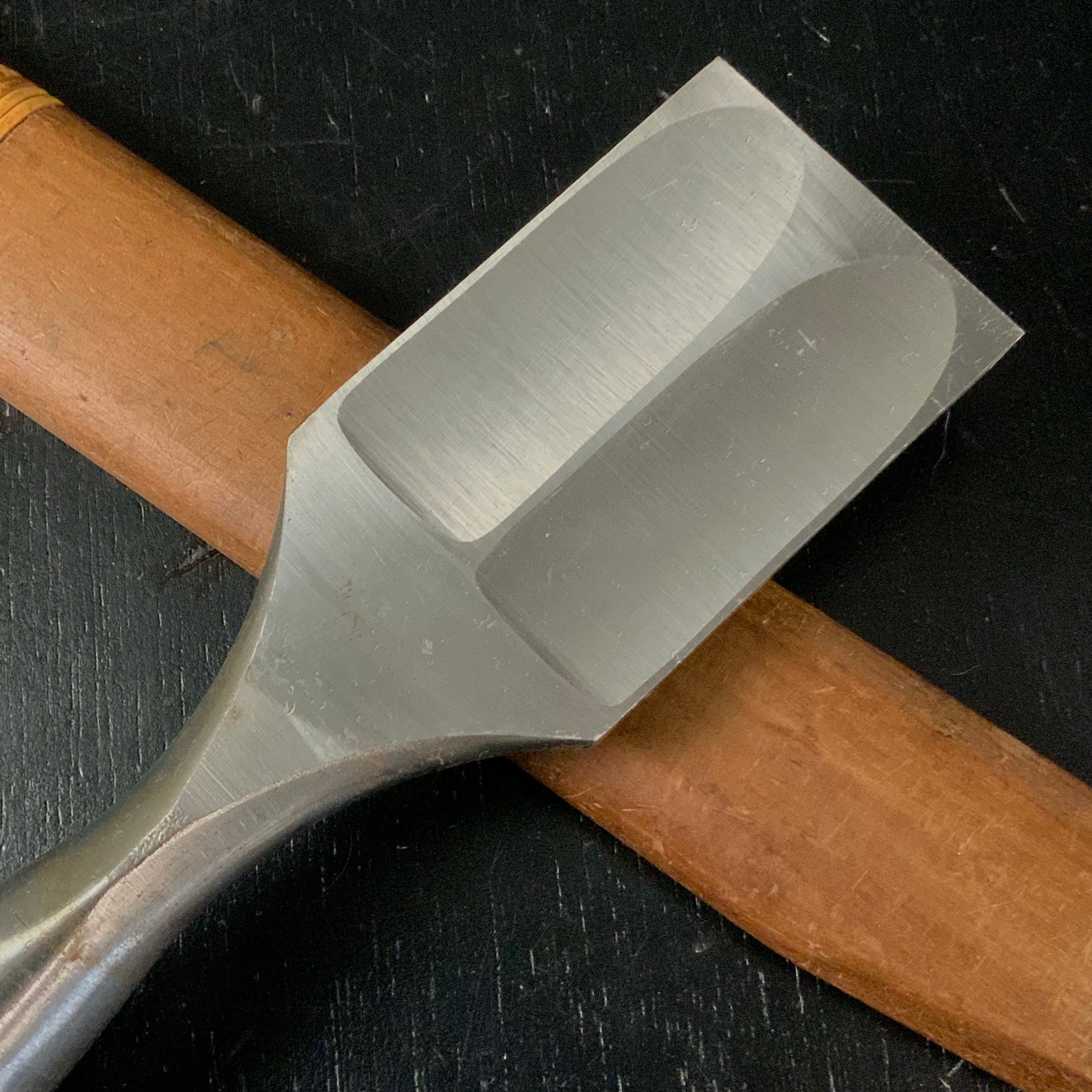 Old stock Damekiri chisels Damekirinomi   掘出し物  ダメ切り鑿 二つ裏   48mm