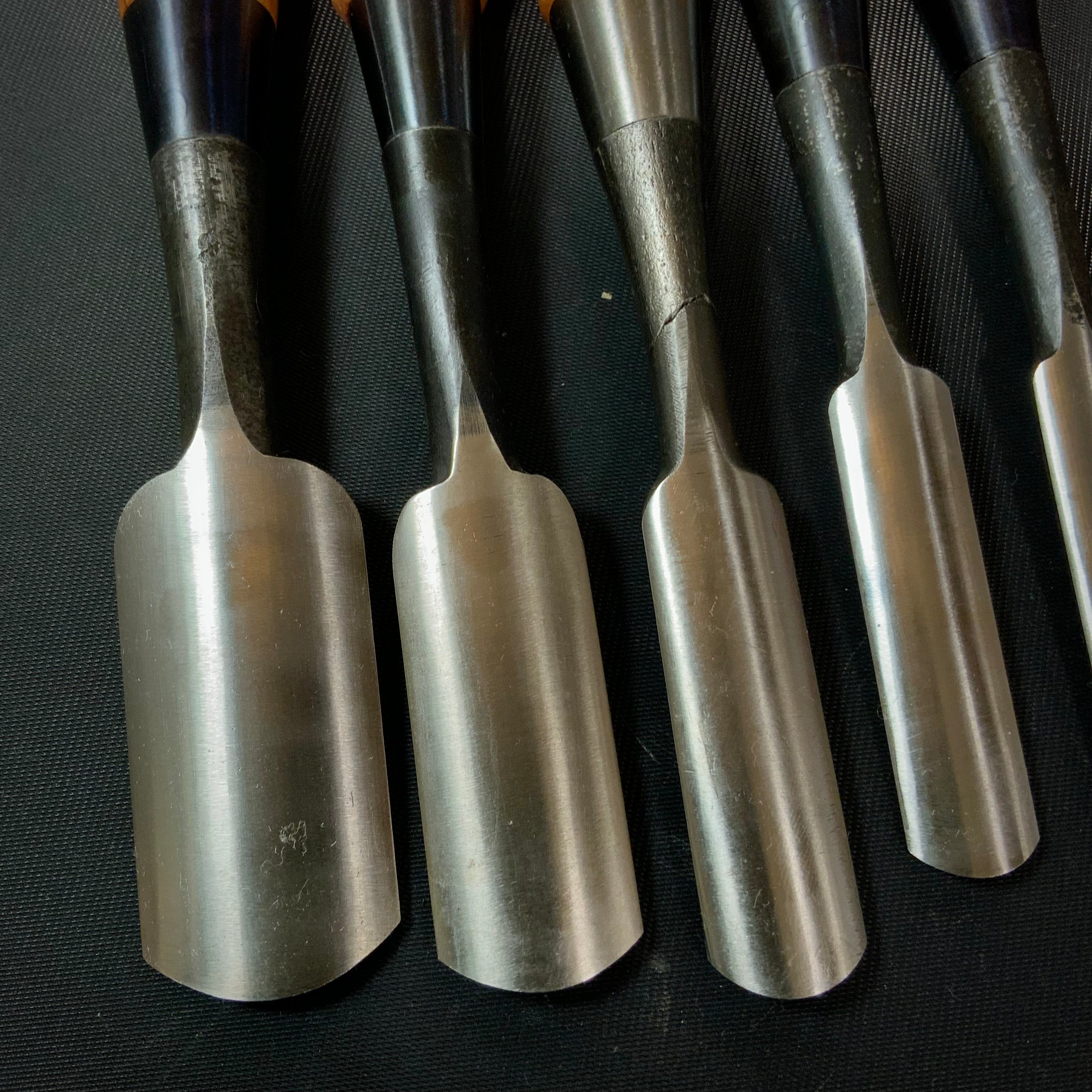 #17 Old stock Soto maru bench chisels set with white steel 掘出し物 外丸追入組鑿 5本組 Sotomarunomi