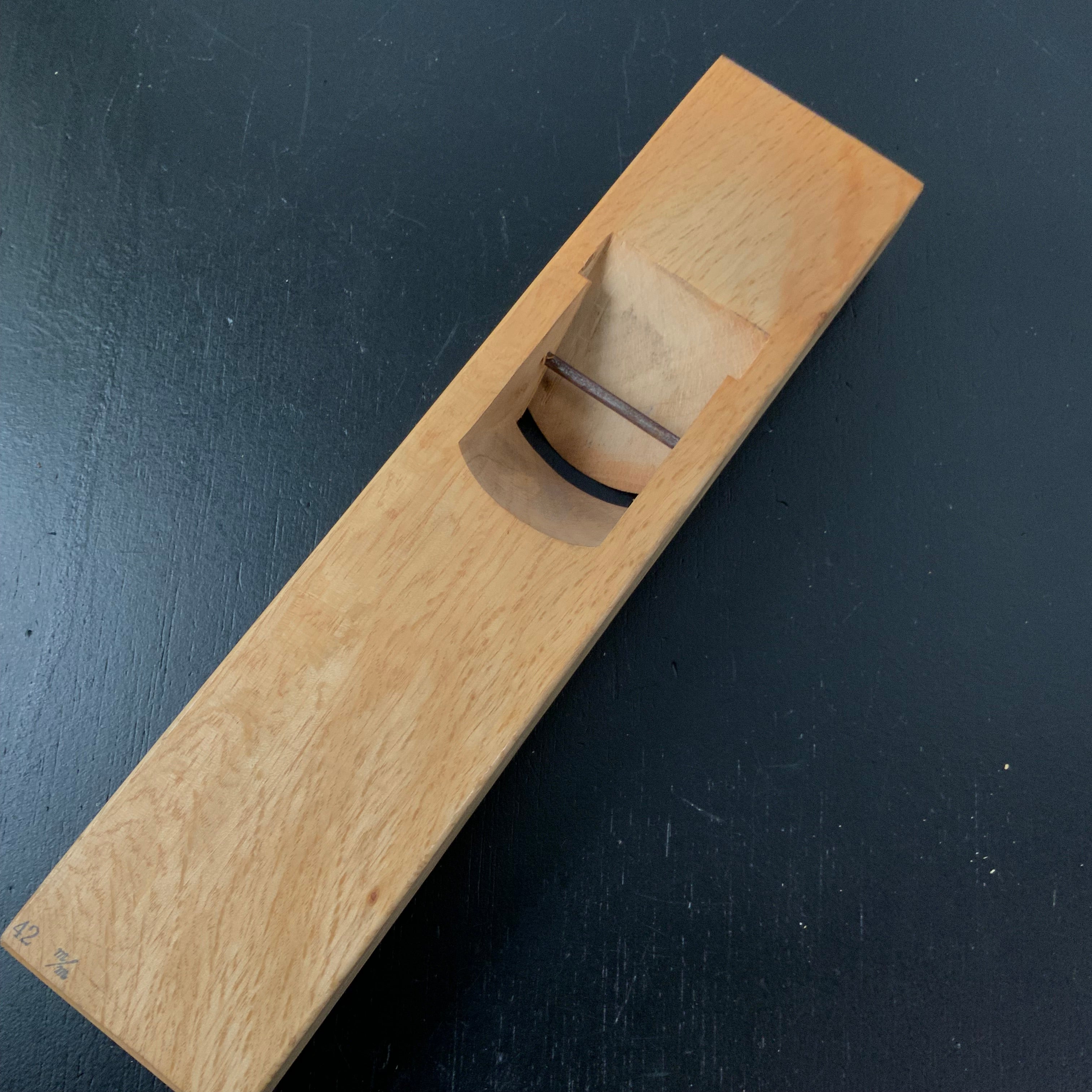 Old stock  Small Rounding Plane (Sotomaru Kanna)         掘出し物  外丸鉋  42mm