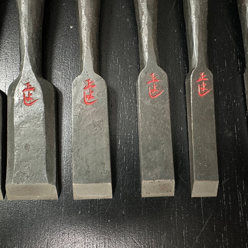 Old Stock Masayoshi Bench chisels set with wooden box 正よし 追入組鑿 桐箱付 Oirenomi