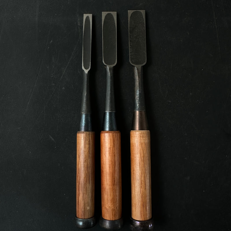 Old stock Hidari-Munekatsu Bench chisels  by Suzuki Shousuke  掘出し物 左宗勝 鈴木章助作 追入鑿  Orenomi