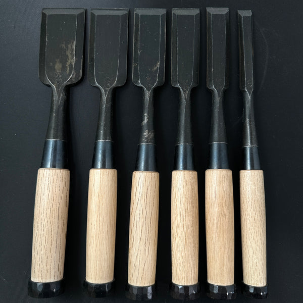 Old stock Kitsune Timber chisels set with white steel by Isono Nobuo 磯野信夫作 狐 叩鑿  6本組