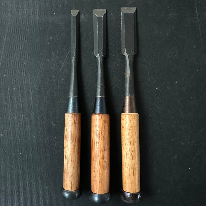 Old stock Hidari-Munekatsu Bench chisels  by Suzuki Shousuke  掘出し物 左宗勝 鈴木章助作 追入鑿  Orenomi