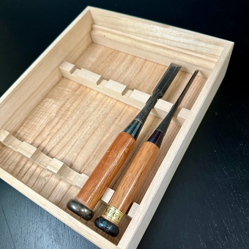 Wooden Box for Bench Chisels Set 5pc   追入組鑿用桐箱　5本用