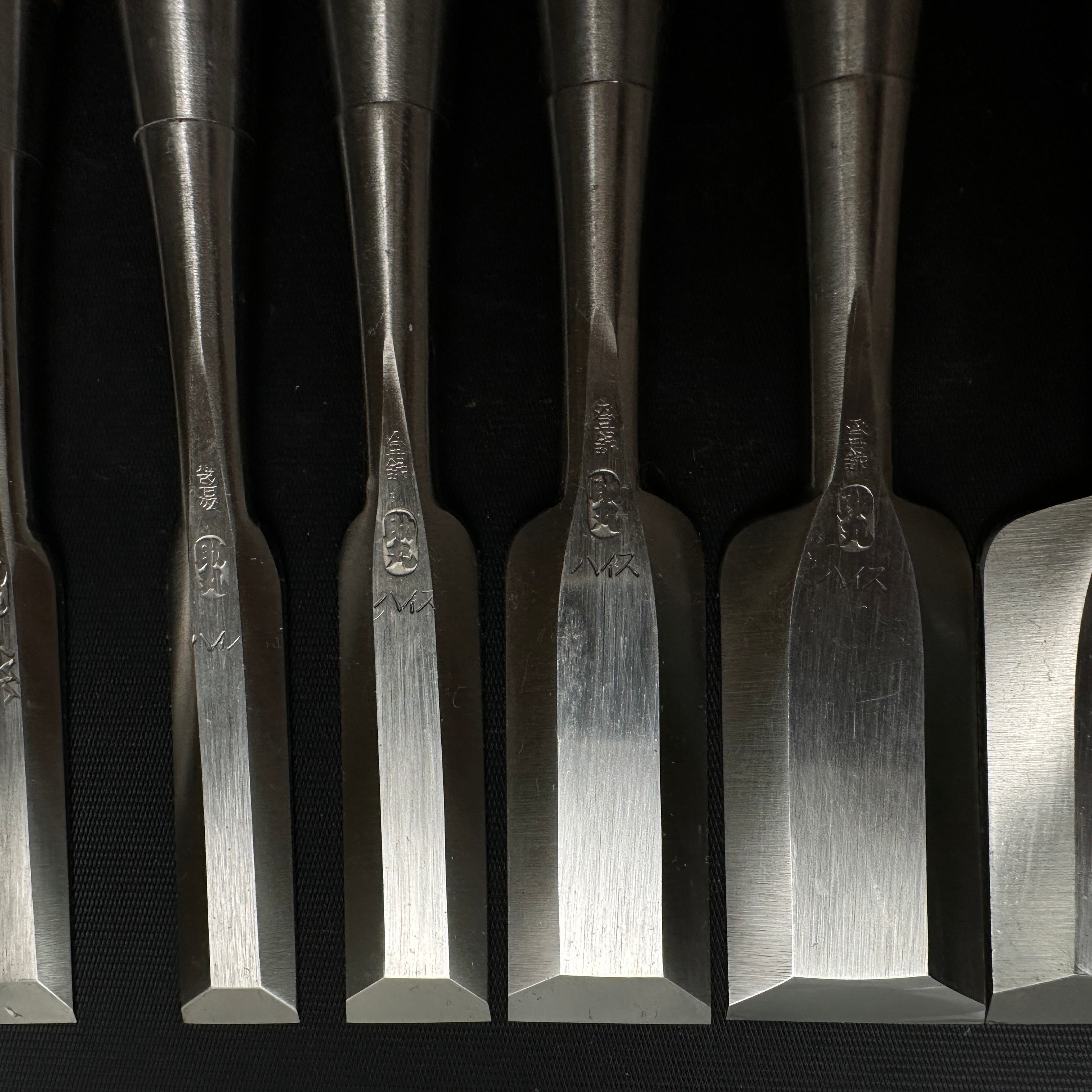 Old stock #2 Sukemaru  High-Speed Steel Bench chisels set 掘出し物 助丸 ハイス鋼追入組鑿 三つ裏 Oirenomi