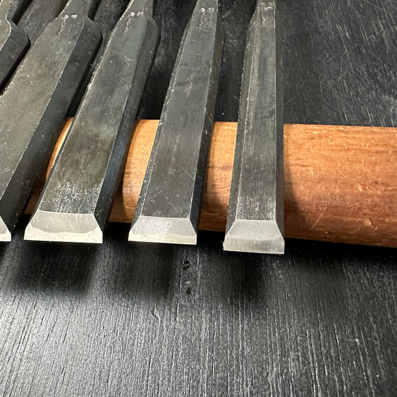 Ioroi Paring chisels with white steel by Ioroi Hideo 五百蔵秀夫作 五百蔵 薄鑿  白樫柄