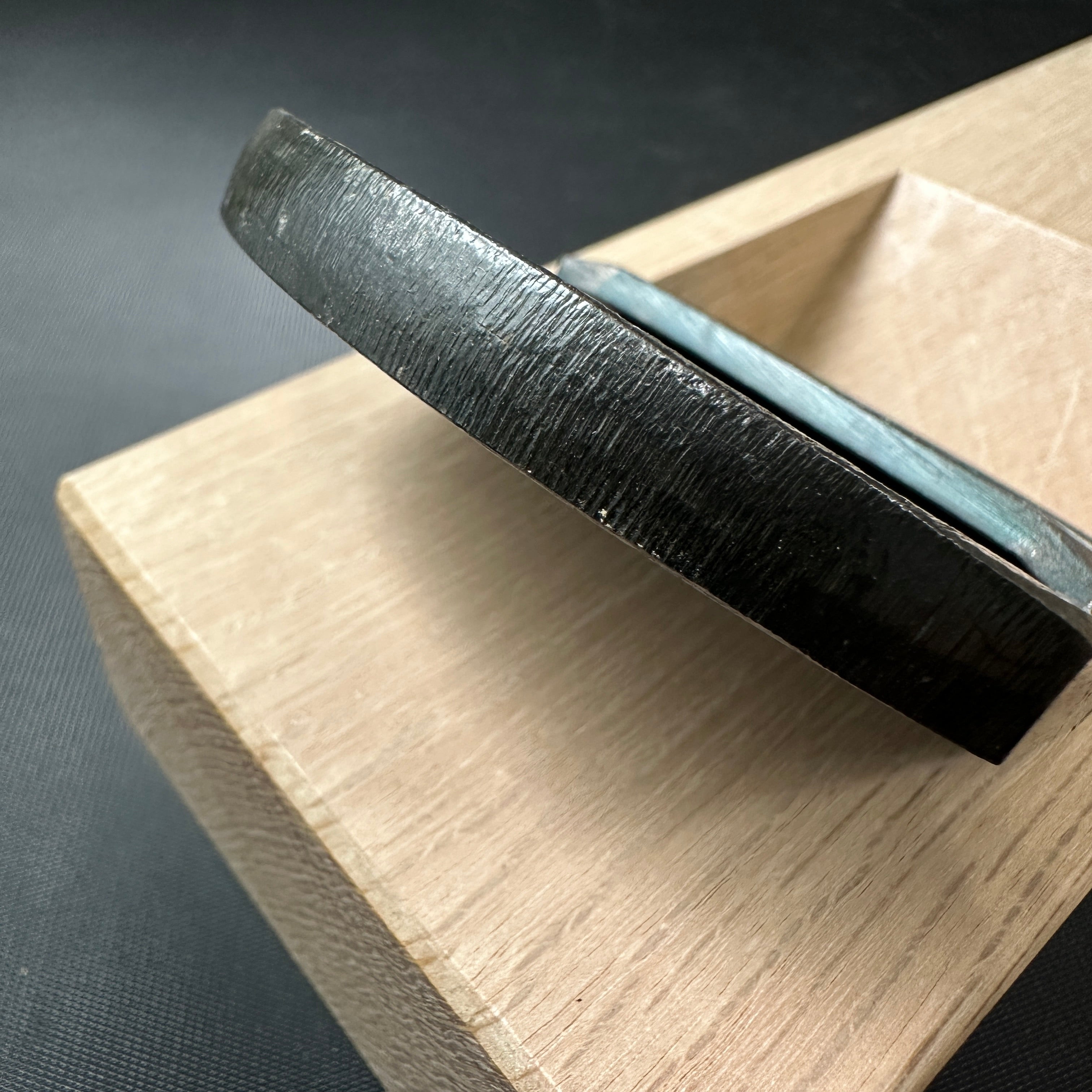 #2 Old stock Otokozakari Smoothing Plane (Kanna) by Tsutsumitomoichi      掘出し物 堤朋一作 男盛 仕上げ鉋 70mm