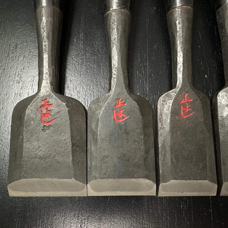 Old Stock Masayoshi Bench chisels set with wooden box 正よし 追入組鑿 桐箱付 Oirenomi