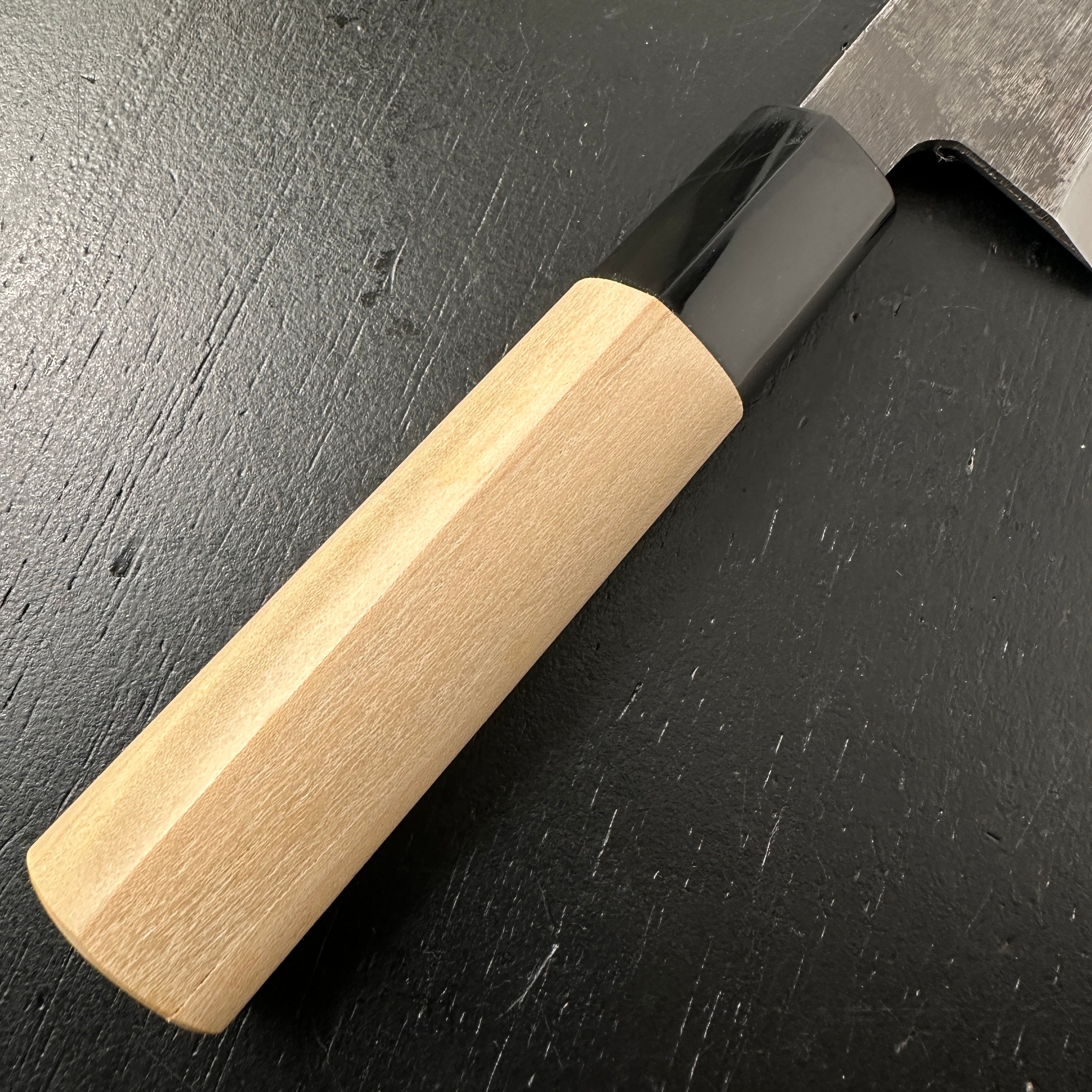 Baishinshi Kunimitsu Kurouchi Ajikiri Knife  105mm     /   梅心子圀光作 黒打 アジ切包丁 105mm