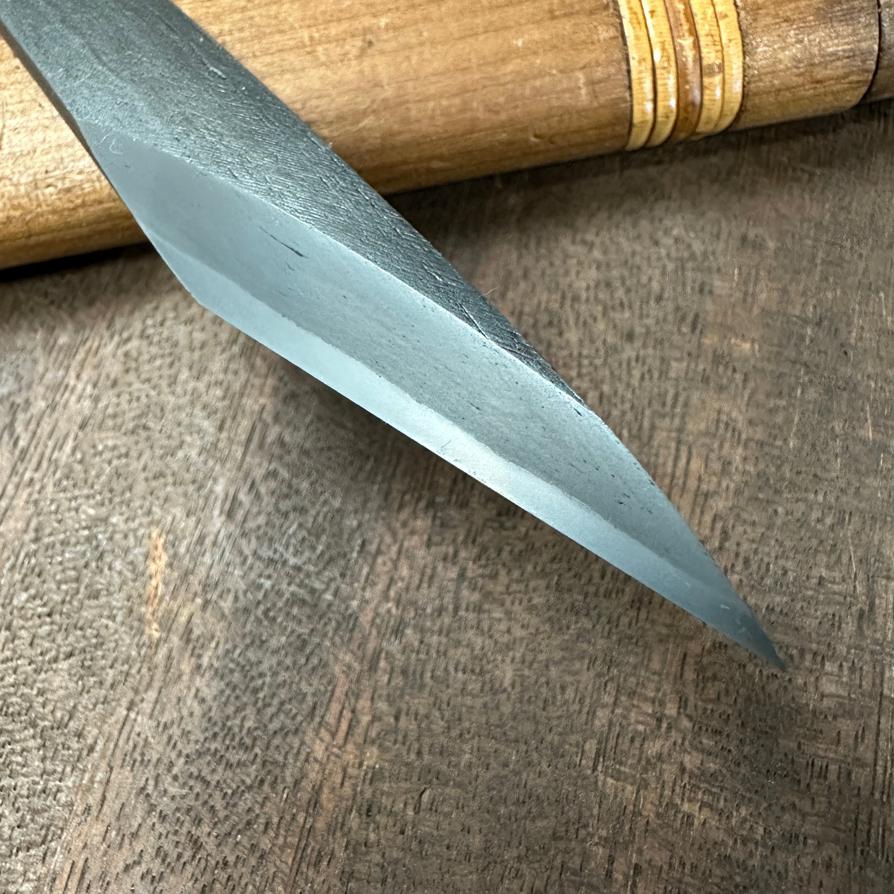 Japanese Eel sculpture Right hand Kiridashi by Sozen Carving  鰻  素全作  切出し小刀 右 15mm