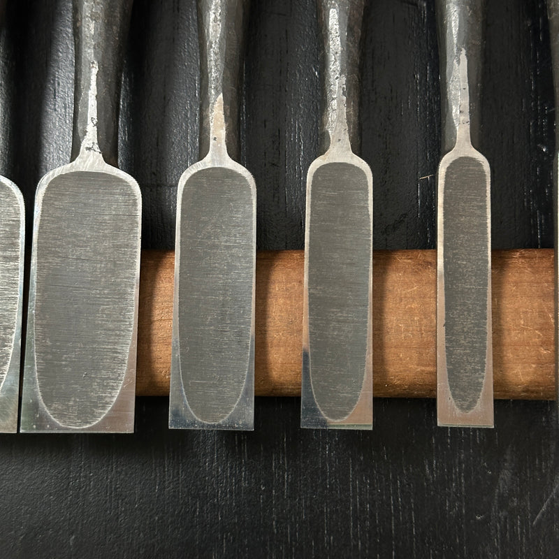 Old Stock Masayoshi Bench chisels set with wooden box 正よし 追入組鑿 桐箱付 Oirenomi