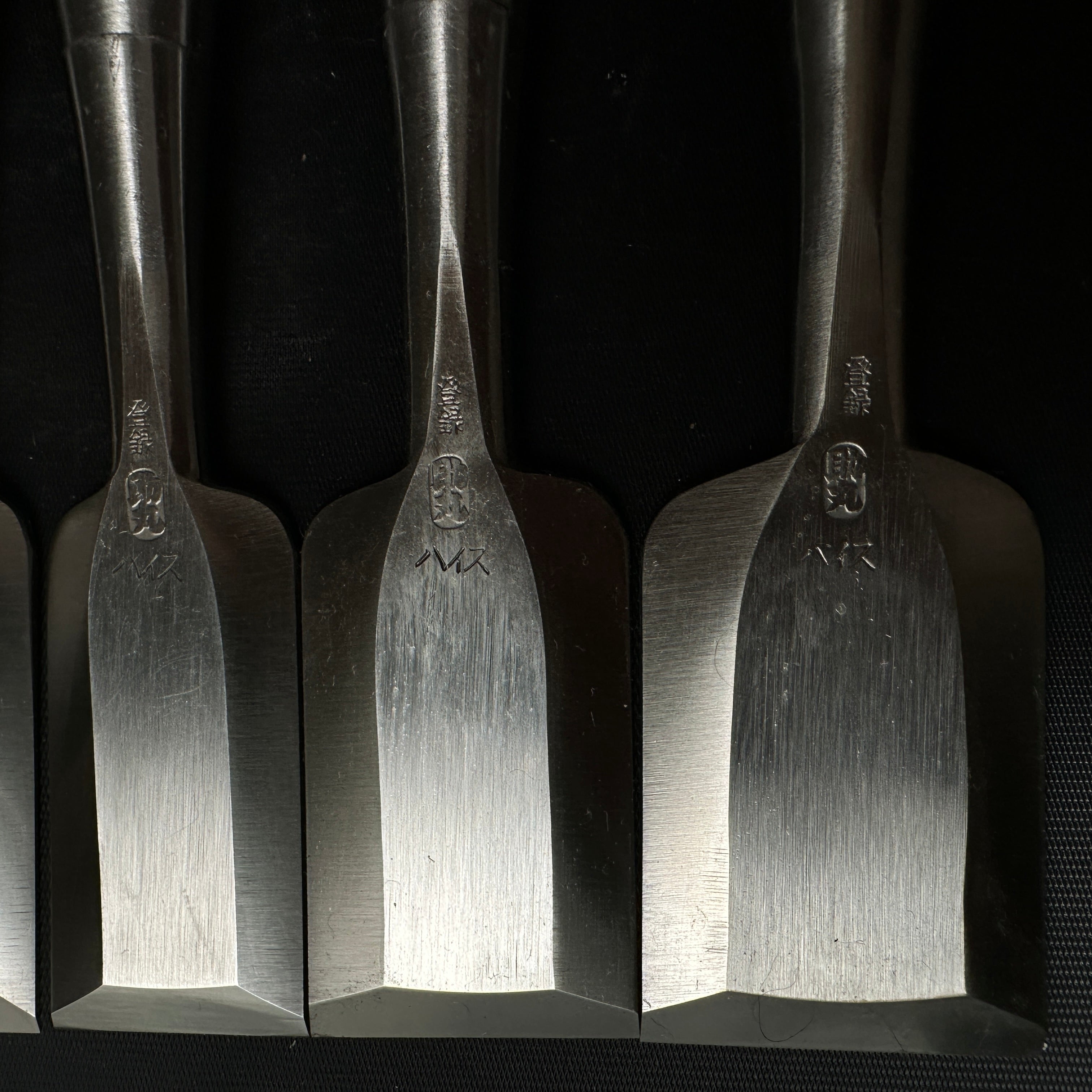 Old stock #2 Sukemaru  High-Speed Steel Bench chisels set 掘出し物 助丸 ハイス鋼追入組鑿 三つ裏 Oirenomi