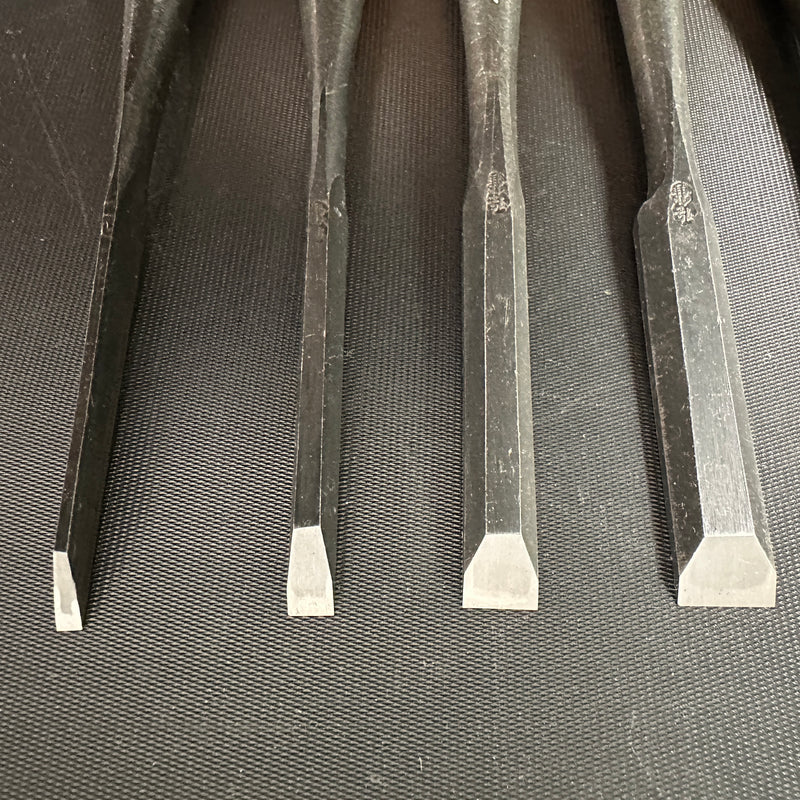 #M147  Mixed set for beginner Bench chisels set by unknown smith バラ鑿合わせ 初心者におすすめ 追入組鑿