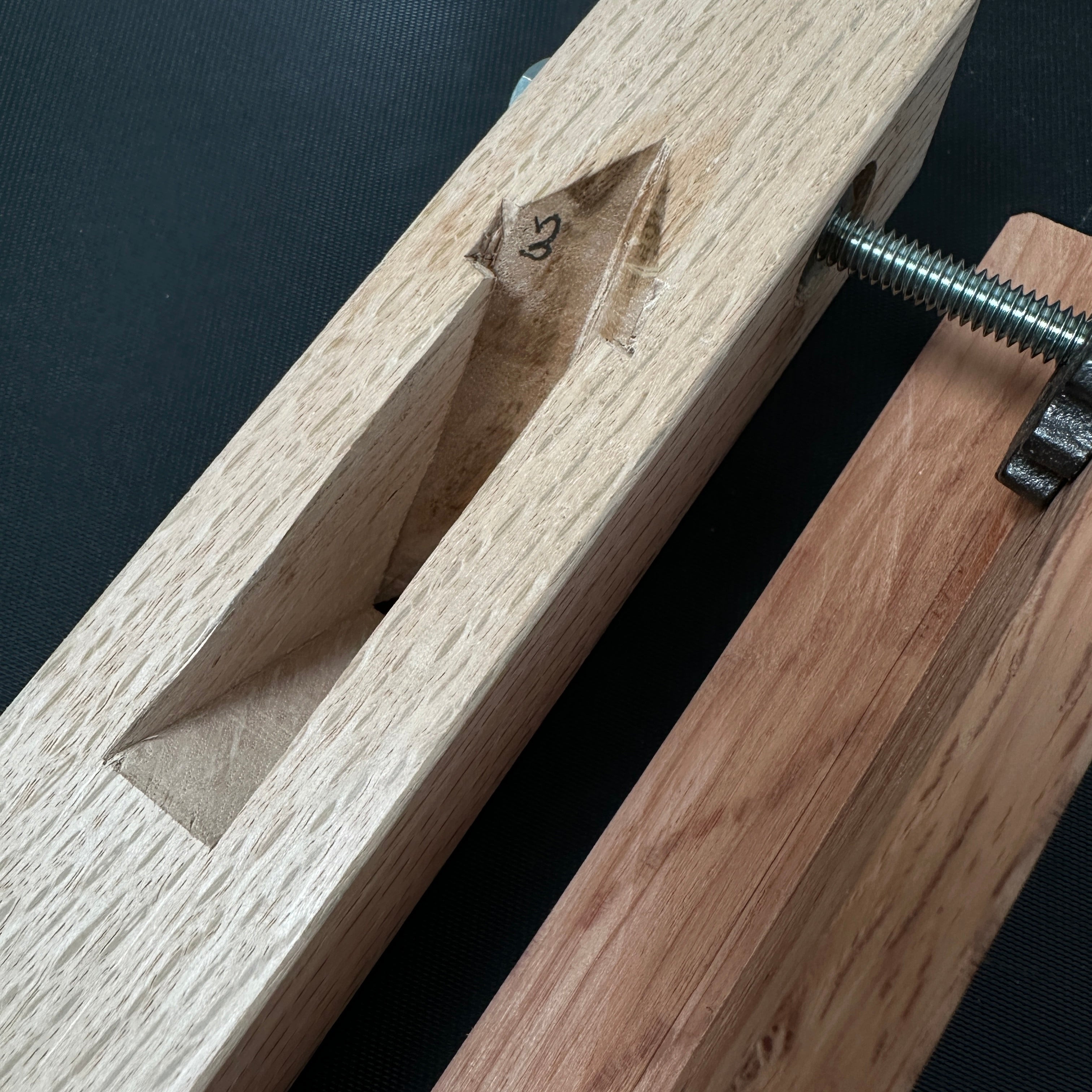 Ha Kanna Kumiko Kanna with white steel by Muneaki 葉鉋 組子用 75°  猪本台 宗秋刃