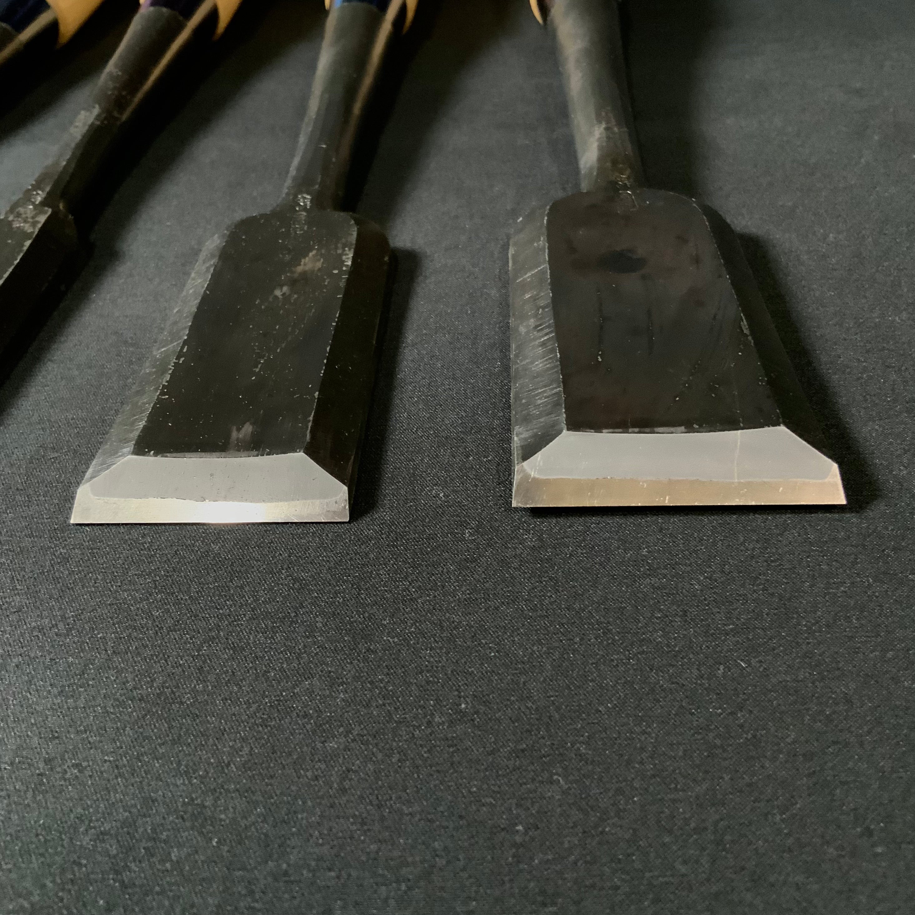 二治弘 穴屋鑿 今井忠太郎作    Nijihiro Slick Chisels by Chuutarou Imai