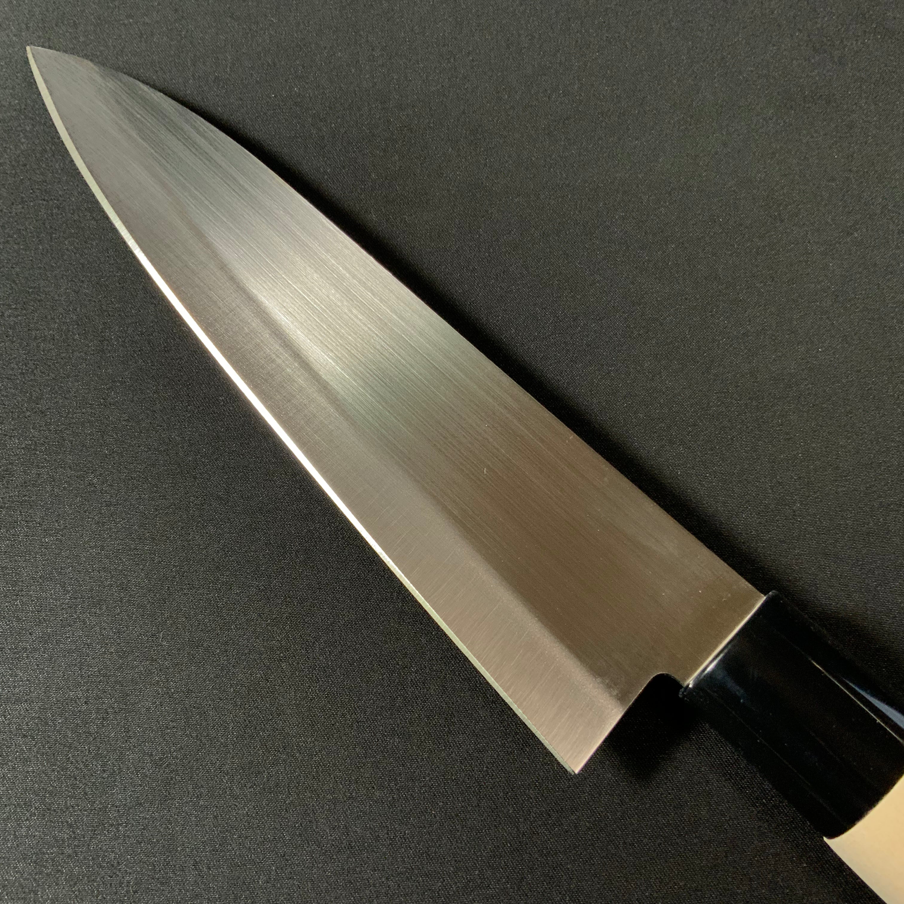Sekitsubazou Stainless steel Gyuto Knife       関鍔蔵 ステンレス牛刀包丁 180mm