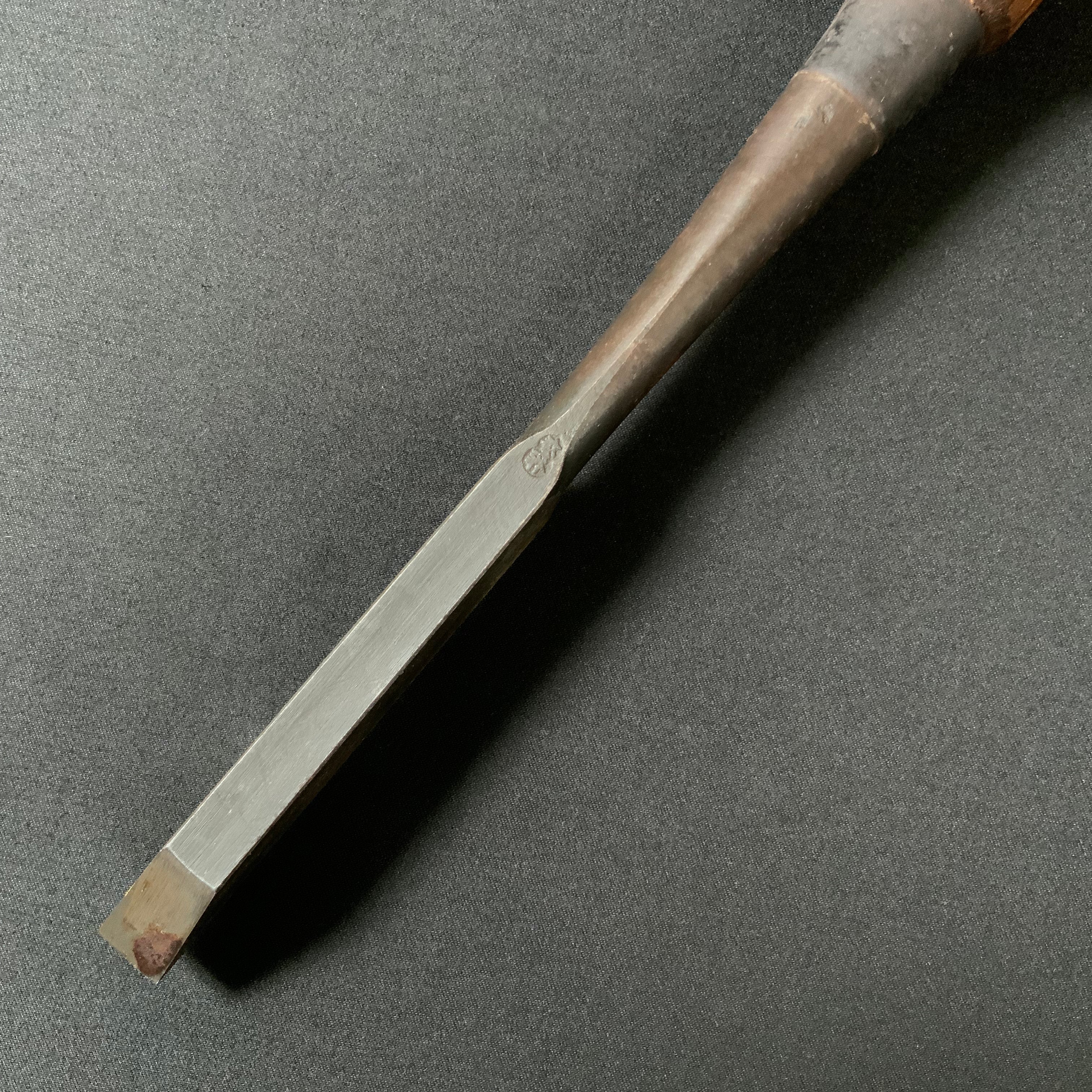 掘出し物 【 左久作 】 叩き鑿 八分 和鉄 検）左久弘 大工道具 古道具 木