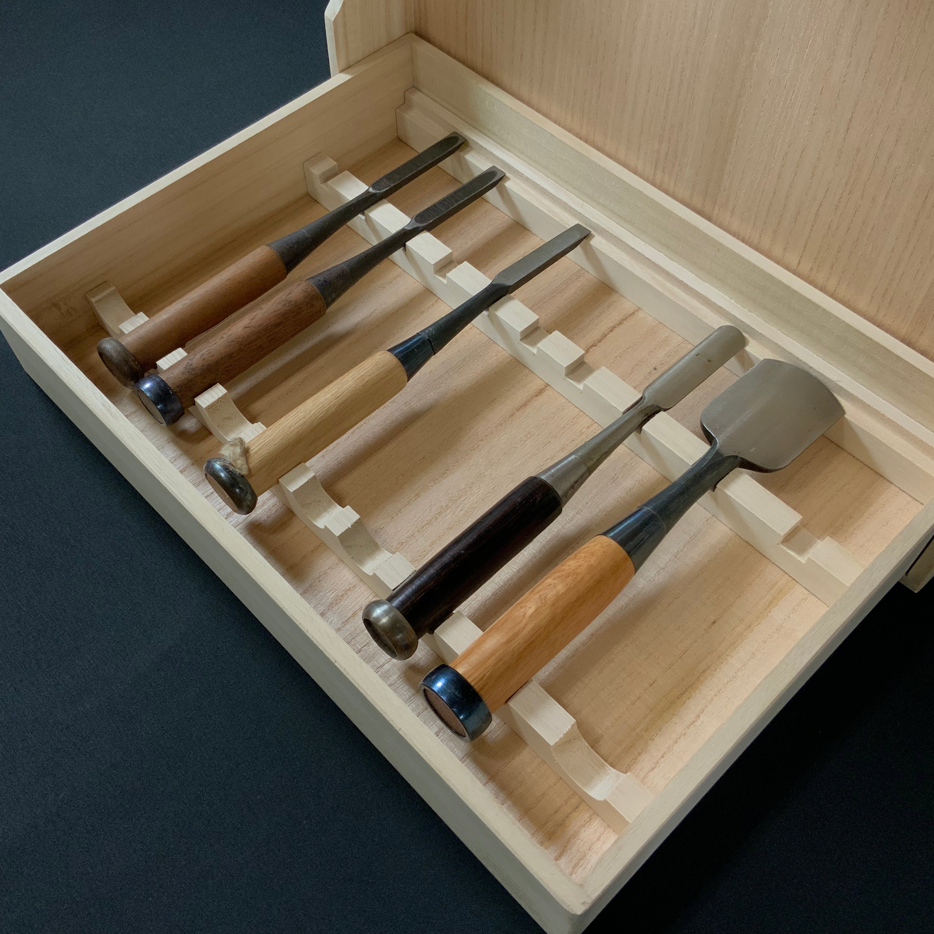 Wooden Tool Box for Bench ChiselsSet for 10pc 追入組鑿用桐箱 10本 Wooden Tool Box for Bench ChiselsSet for 10pc 追入組鑿用桐箱 10本