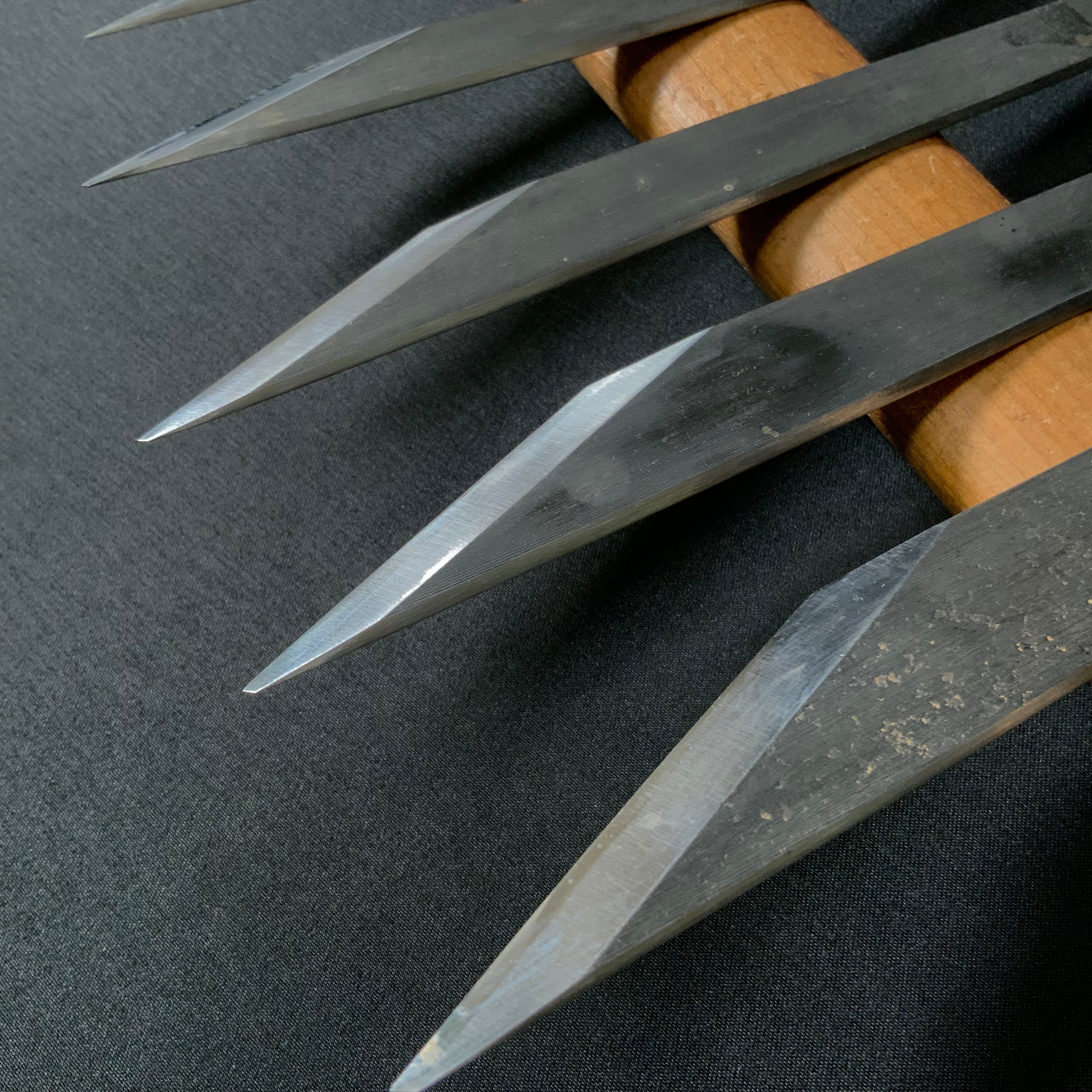 Yoshichika Kiridashi Kokatana Right hand      一心堂義近 共柄切出し小刀  右